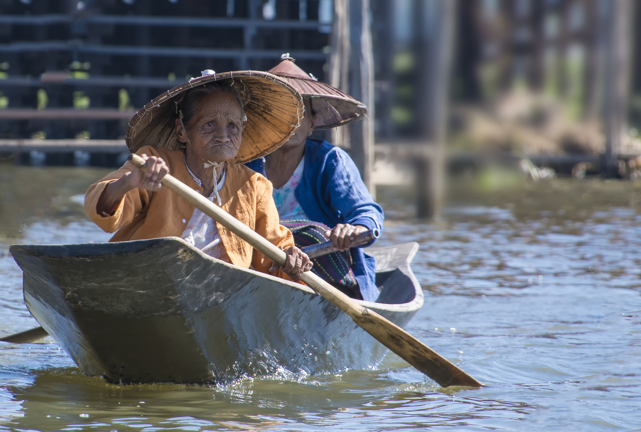 Nikon D500 sample photo. Women power, inle lake, mayamar photography
