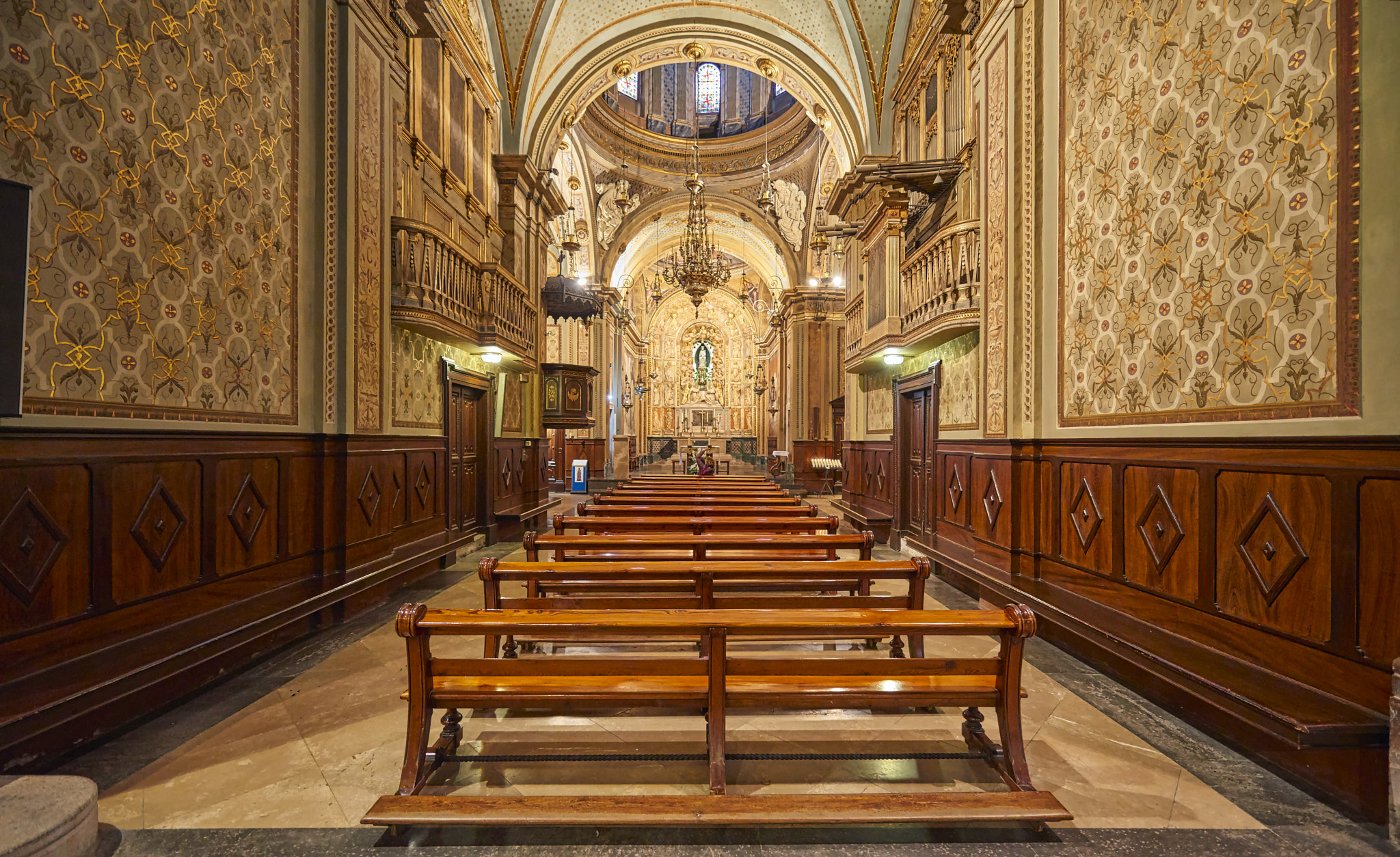 Nikon AF-S Nikkor 14-24mm F2.8G ED sample photo. Catedral de santa maría de solsona photography