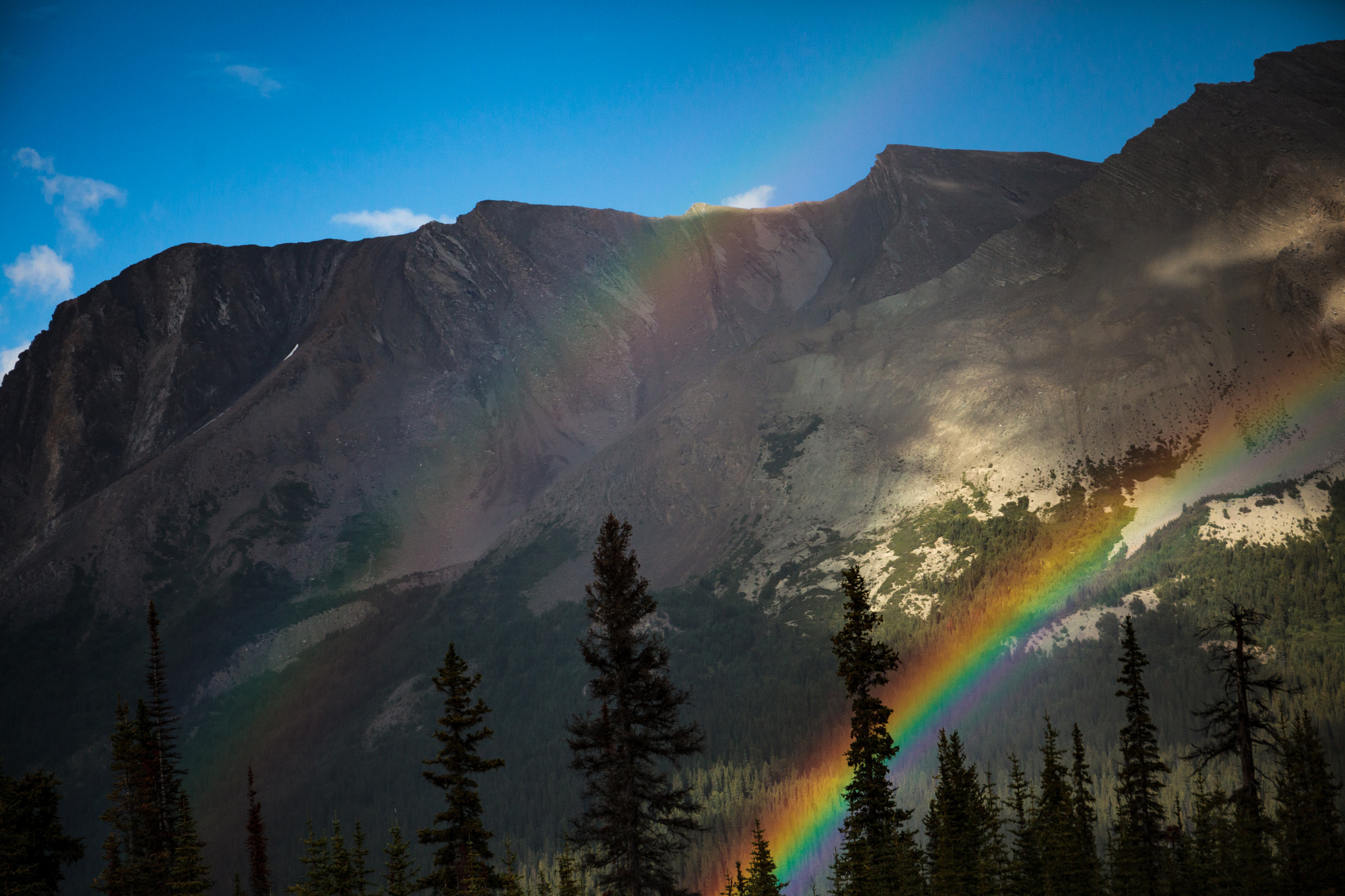 Canon EOS 5D Mark II sample photo. Mountian rainbow photography