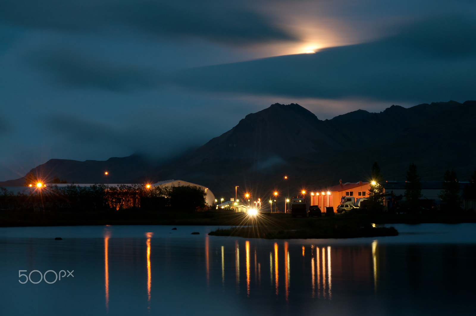 Nikon D5000 sample photo. By the night photography