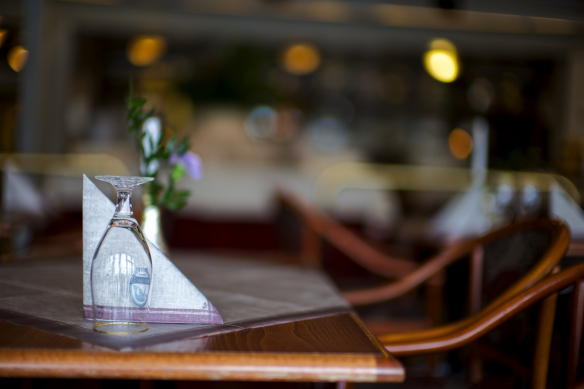 Leica Noctilux-M 50mm F0.95 ASPH sample photo. While waiting for you. photography