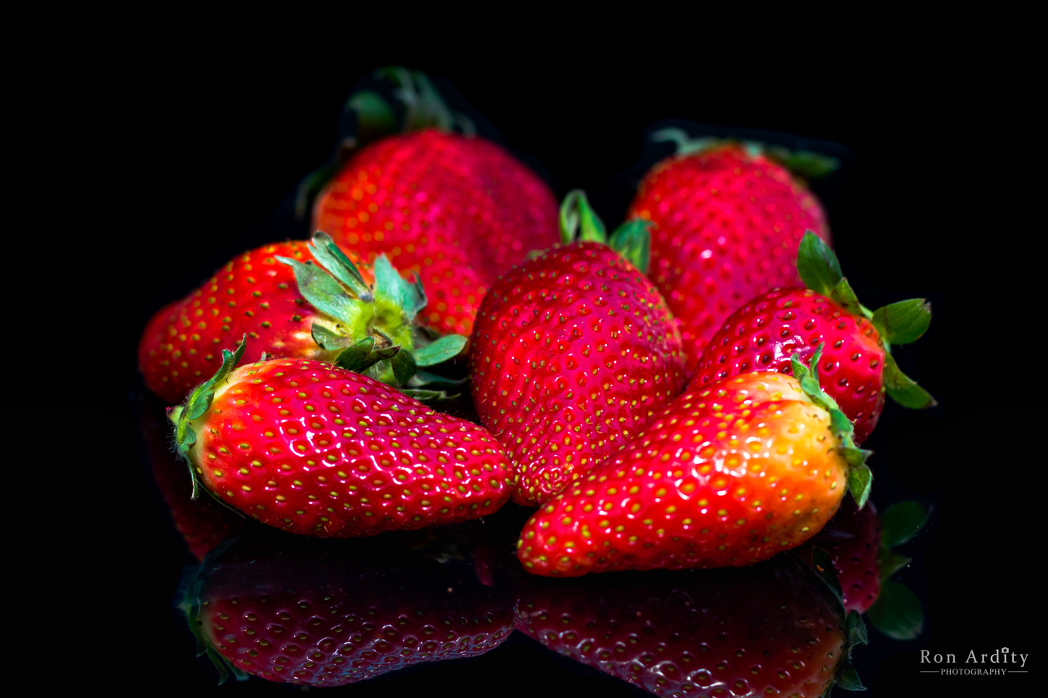 Canon EF 50mm F1.8 II sample photo. Strawberries photography