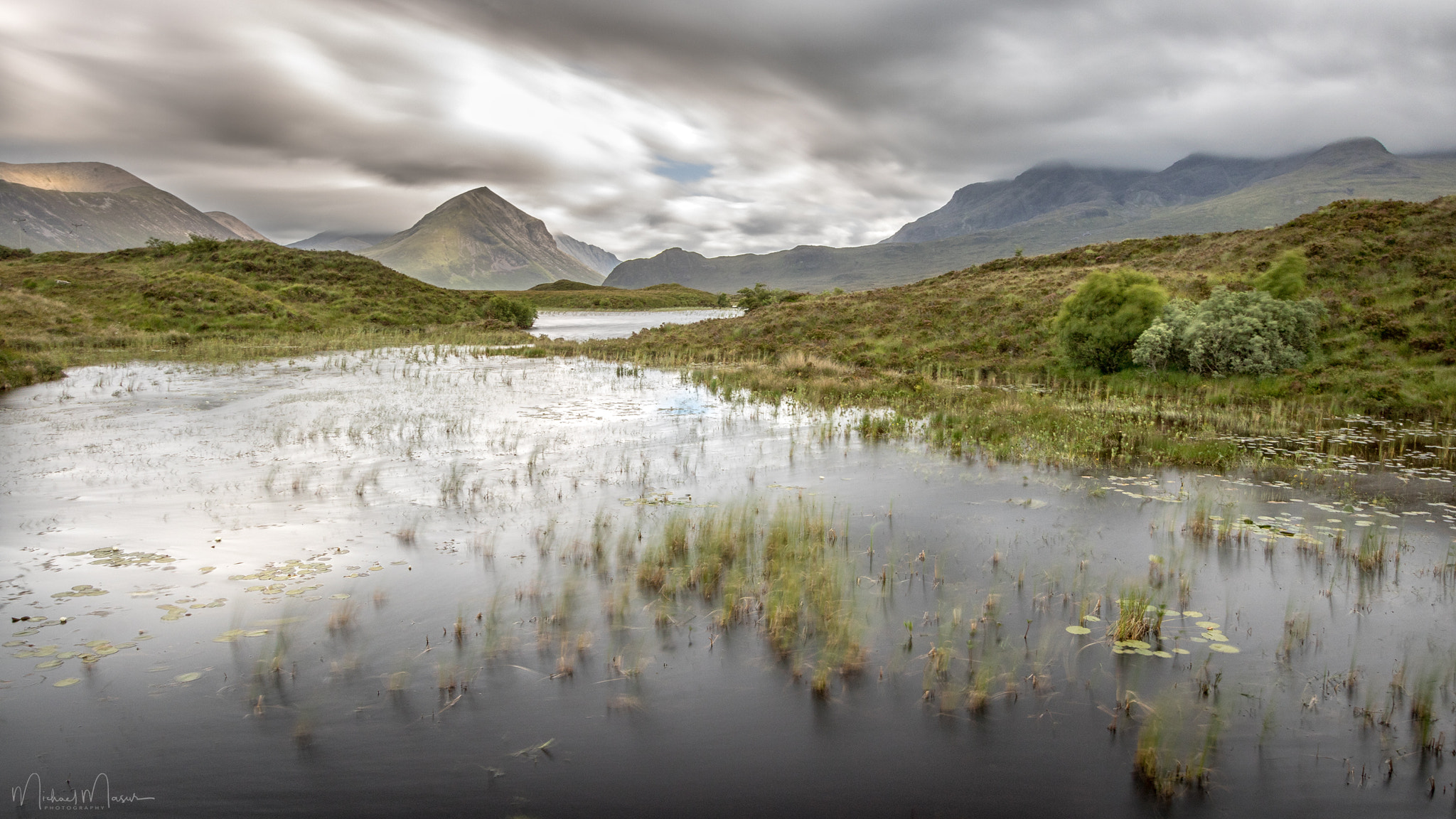 Canon EOS 760D (EOS Rebel T6s / EOS 8000D) sample photo. [loch nan eilean] photography