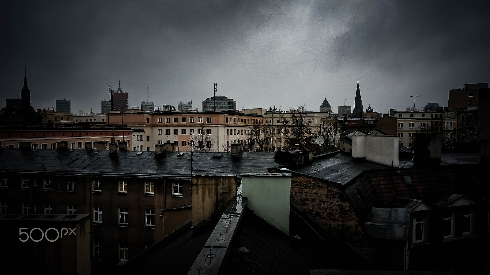 Sony Alpha NEX-6 sample photo. Stormy skies over poznań photography