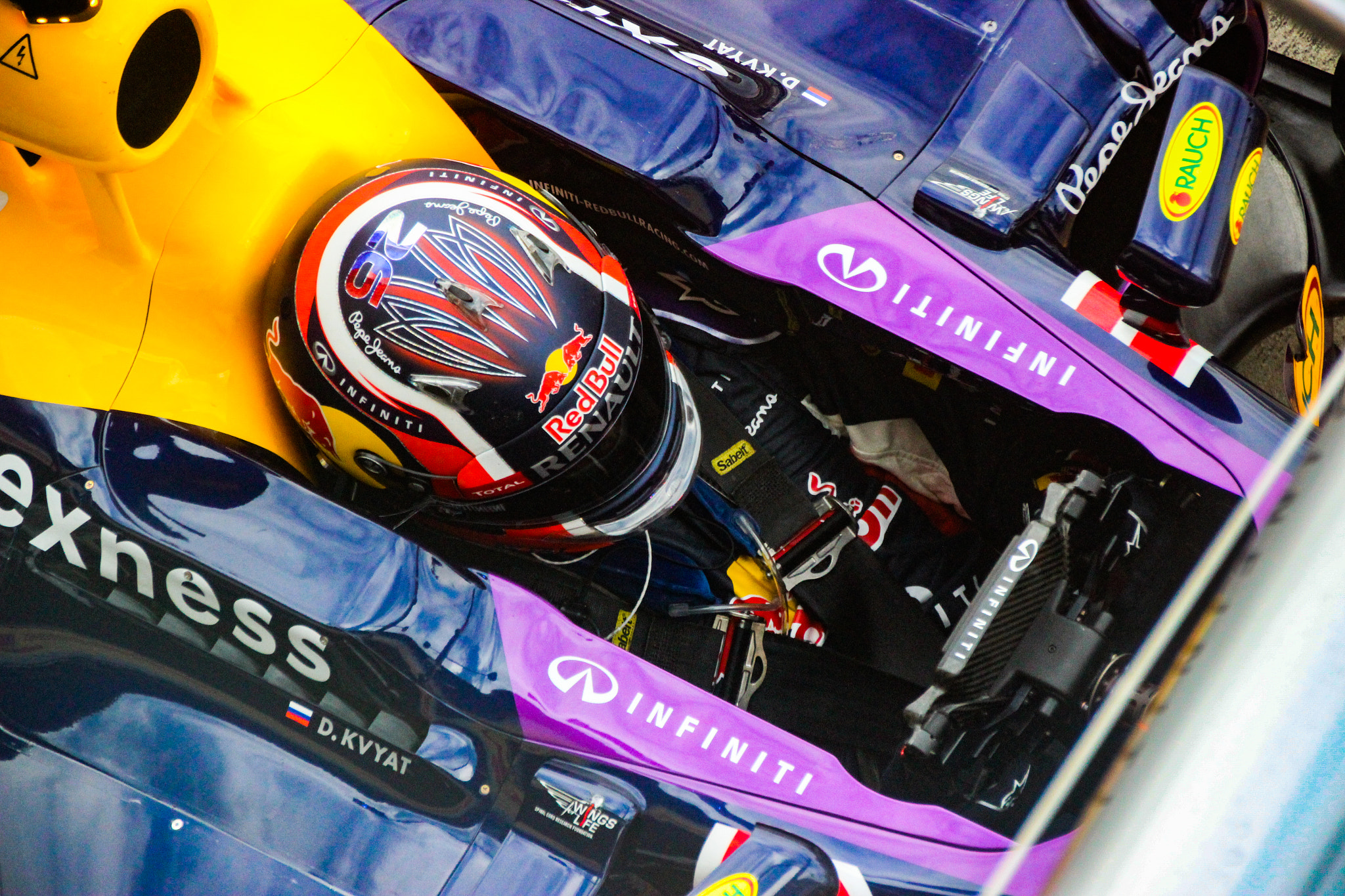 Sigma 18-250mm F3.5-6.3 DC OS HSM sample photo. Kvyat from above photography