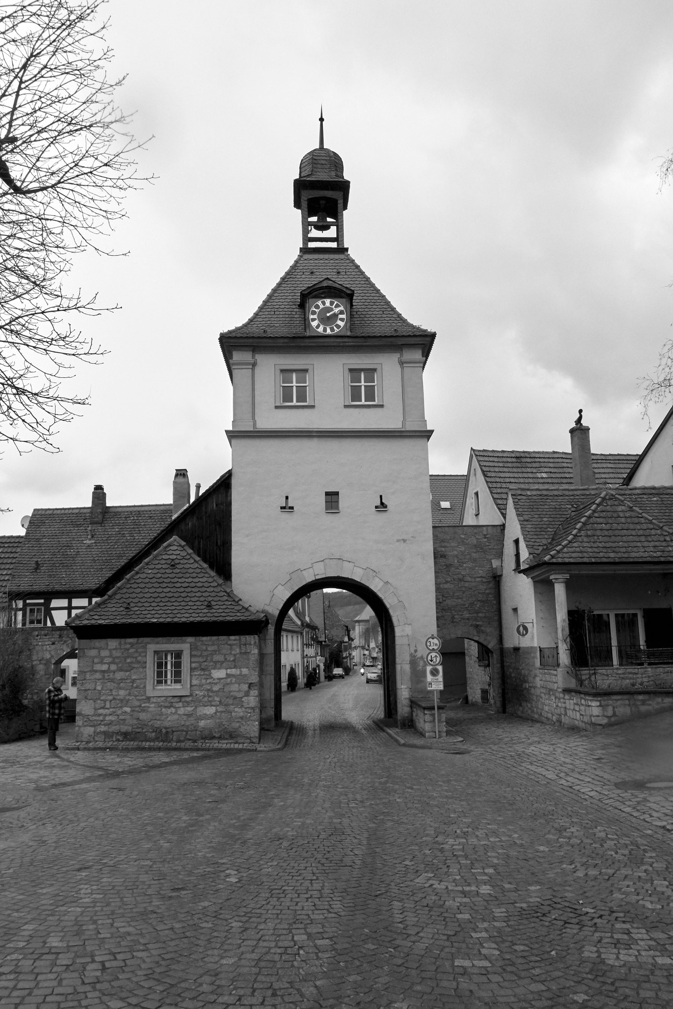 Sony Cyber-shot DSC-RX100 II + Sony Cyber-shot DSC-RX100 II sample photo. Gate to sommerhausen, germany photography