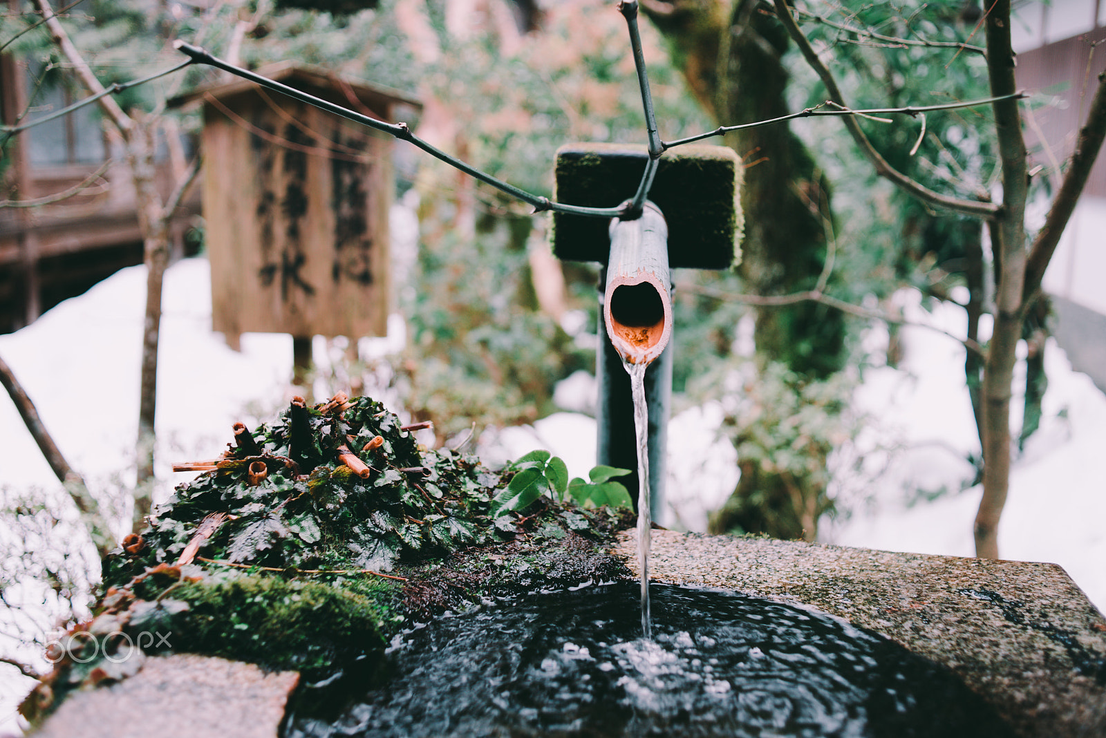 Nikon AF Nikkor 35mm F2D sample photo. Running water photography