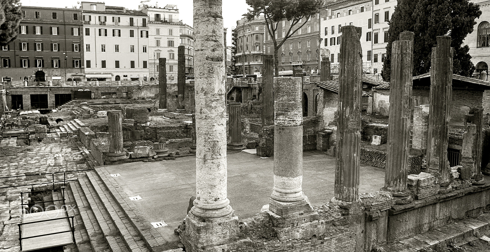 Canon EF 17-40mm F4L USM sample photo. The ruins of ancient rome photography