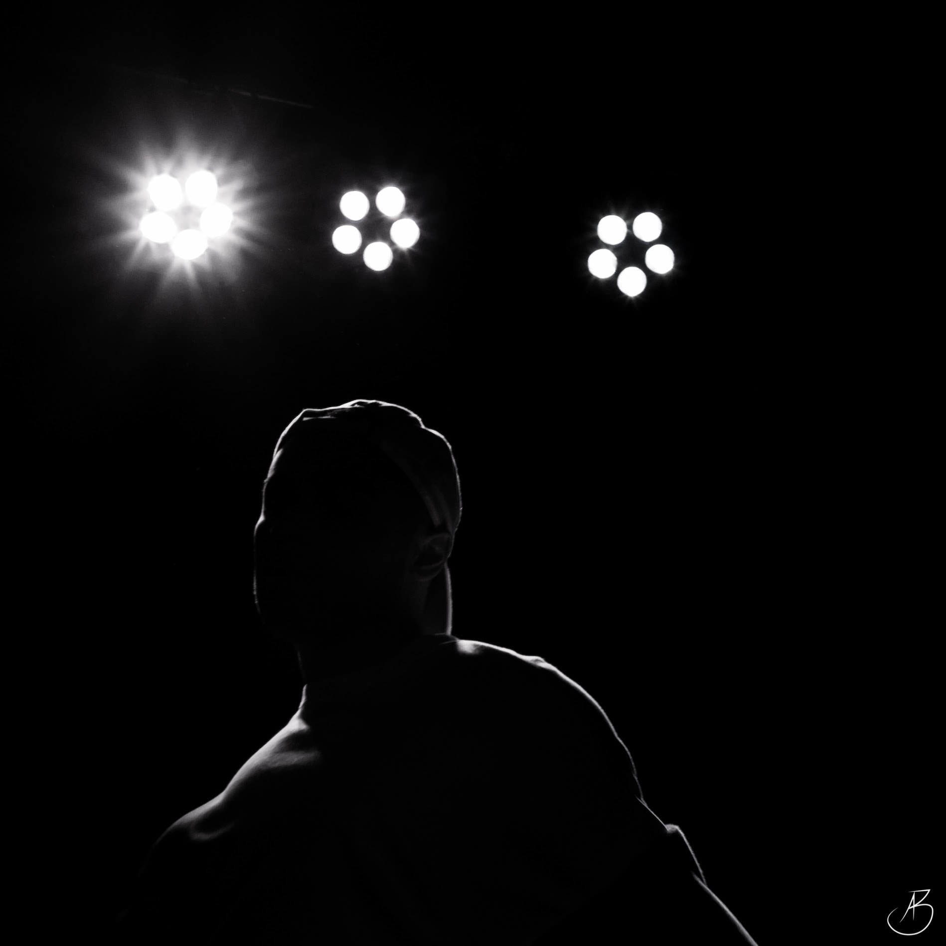 Canon EOS-1D Mark III sample photo. Nj at the turf club 4 photography