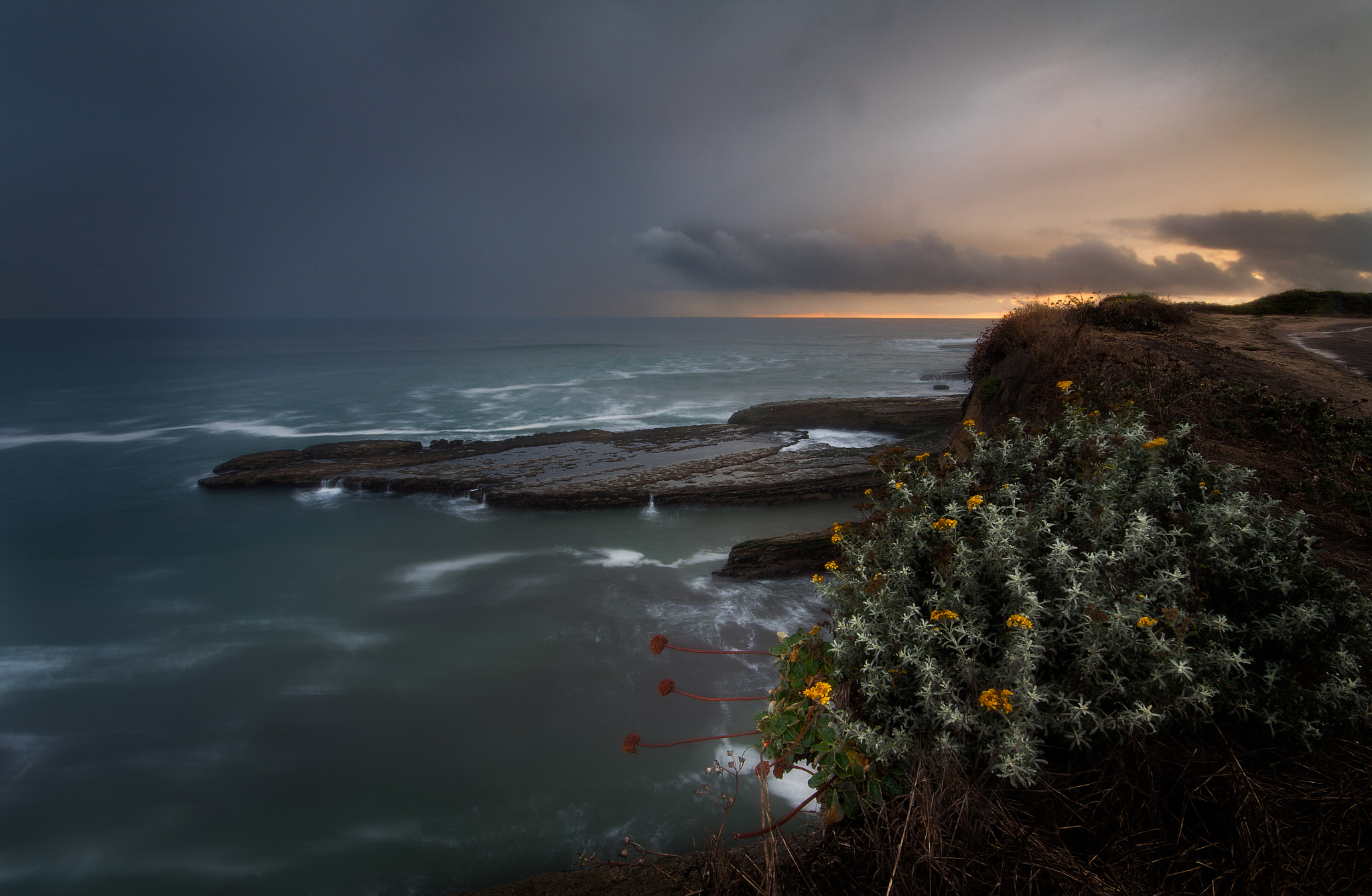 Canon EOS 50D + Sigma 10-20mm F4-5.6 EX DC HSM sample photo. Fade out photography