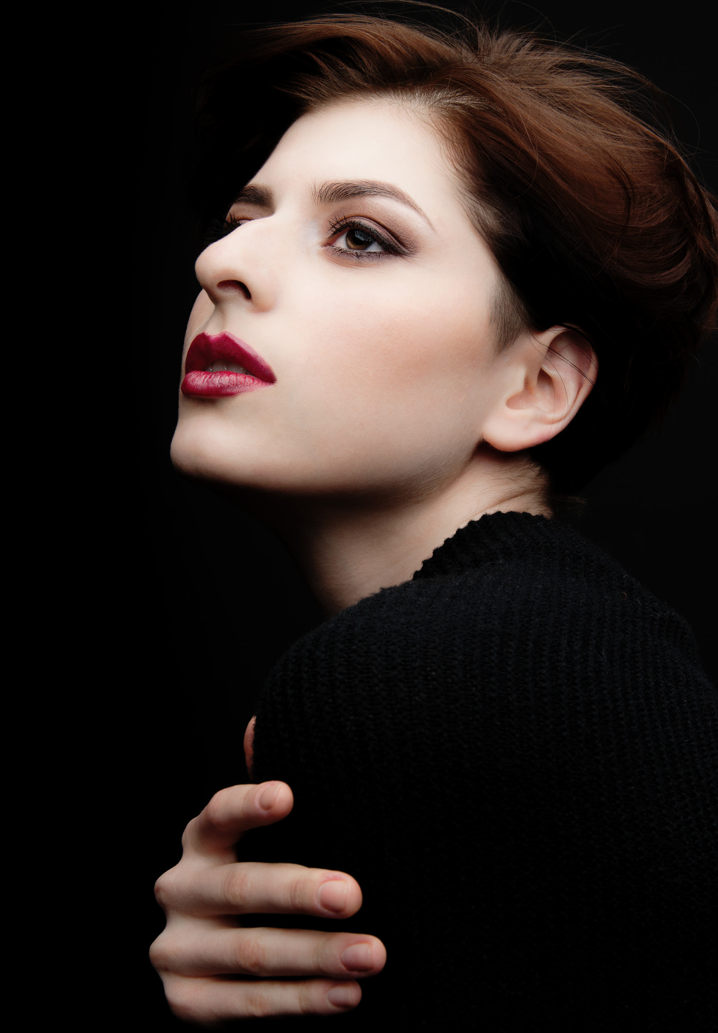 Nikon AF-S Nikkor 24-70mm F2.8G ED sample photo. Sofia in black photography