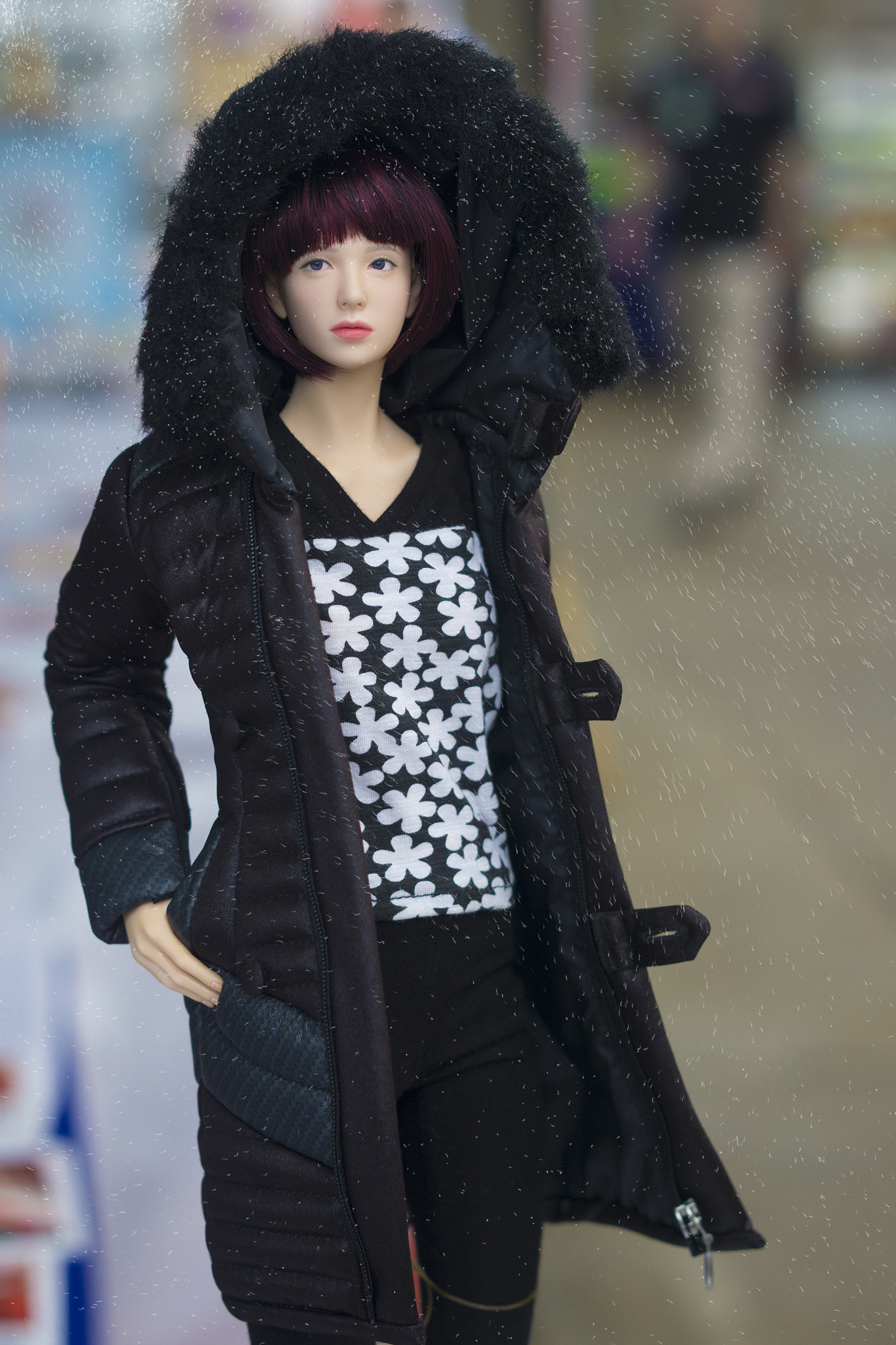 Sony Sonnar T* FE 55mm F1.8 ZA sample photo. Doll photography