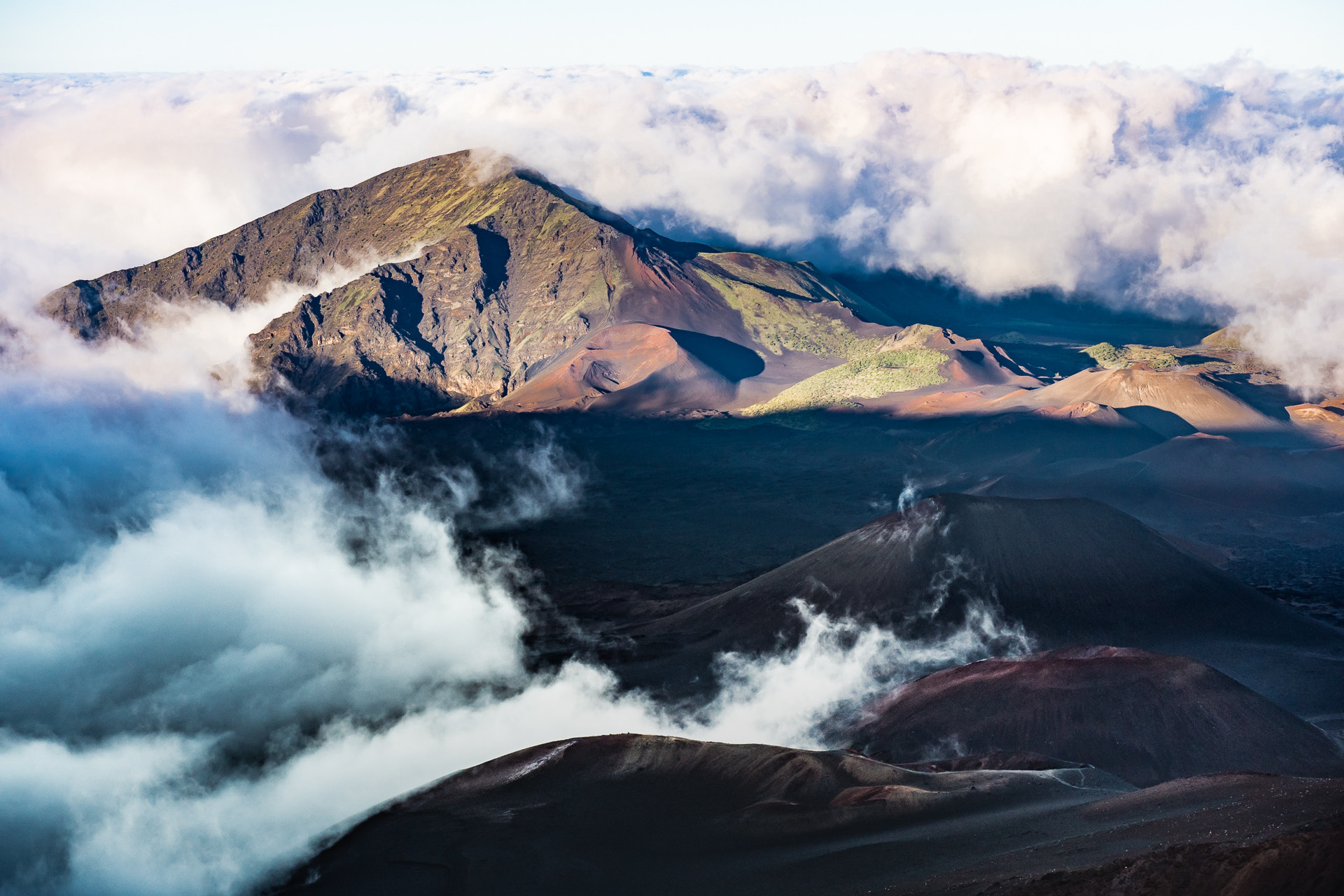 Panasonic Lumix G X Vario 35-100mm F2.8 OIS sample photo. Fog on haleakala photography