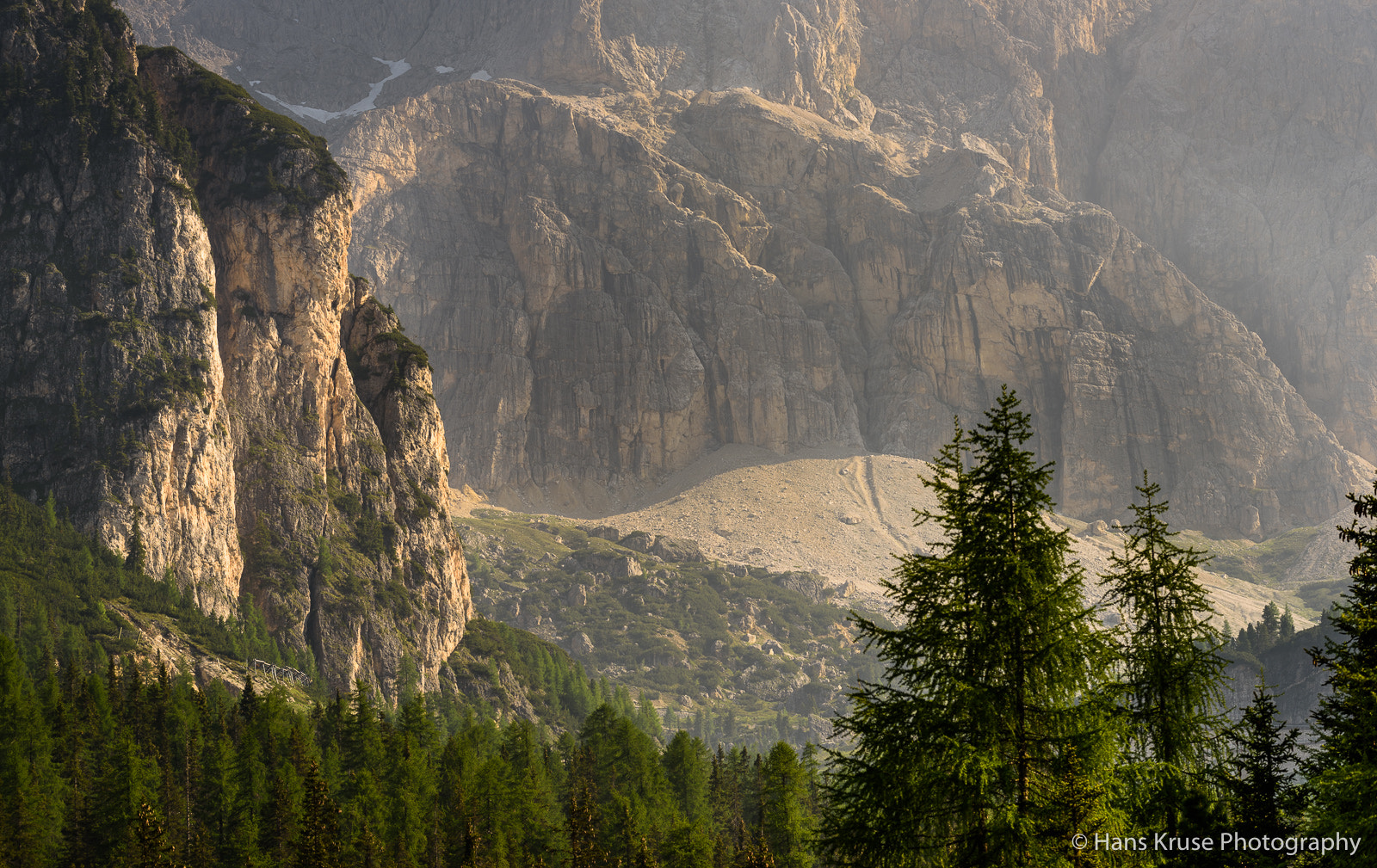 Nikon AF-S Nikkor 70-200mm F4G ED VR sample photo. Trees, rosk and light photography