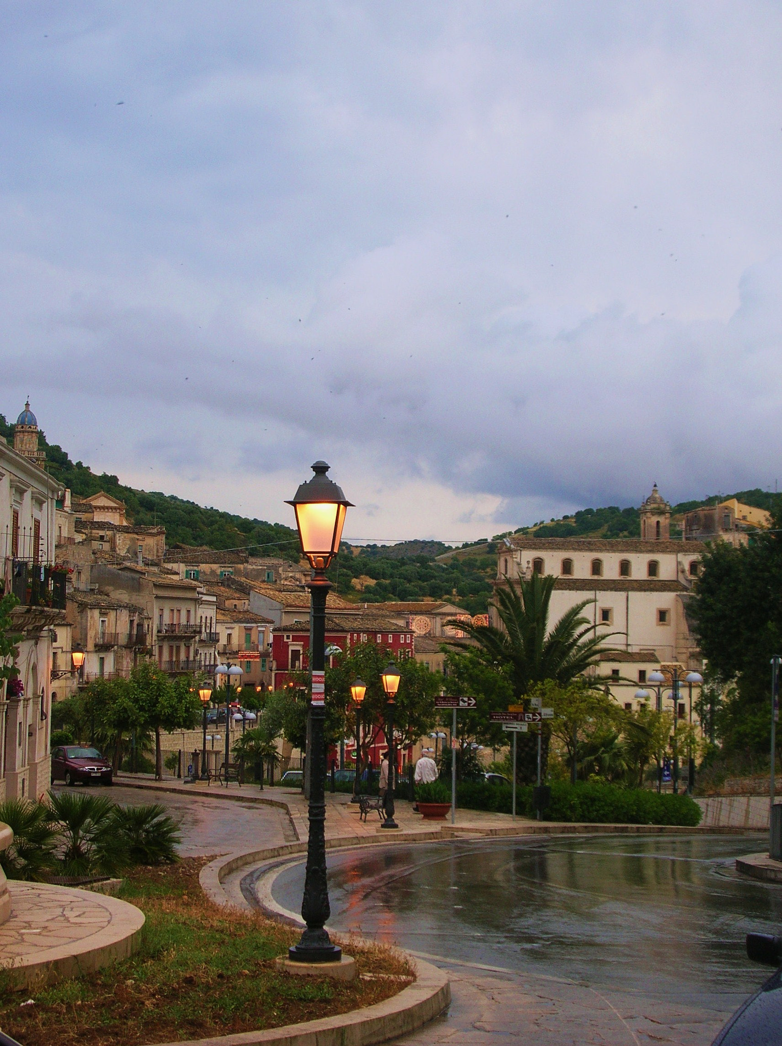 Nikon E4100 sample photo. Ragusa ibla (sicily) photography