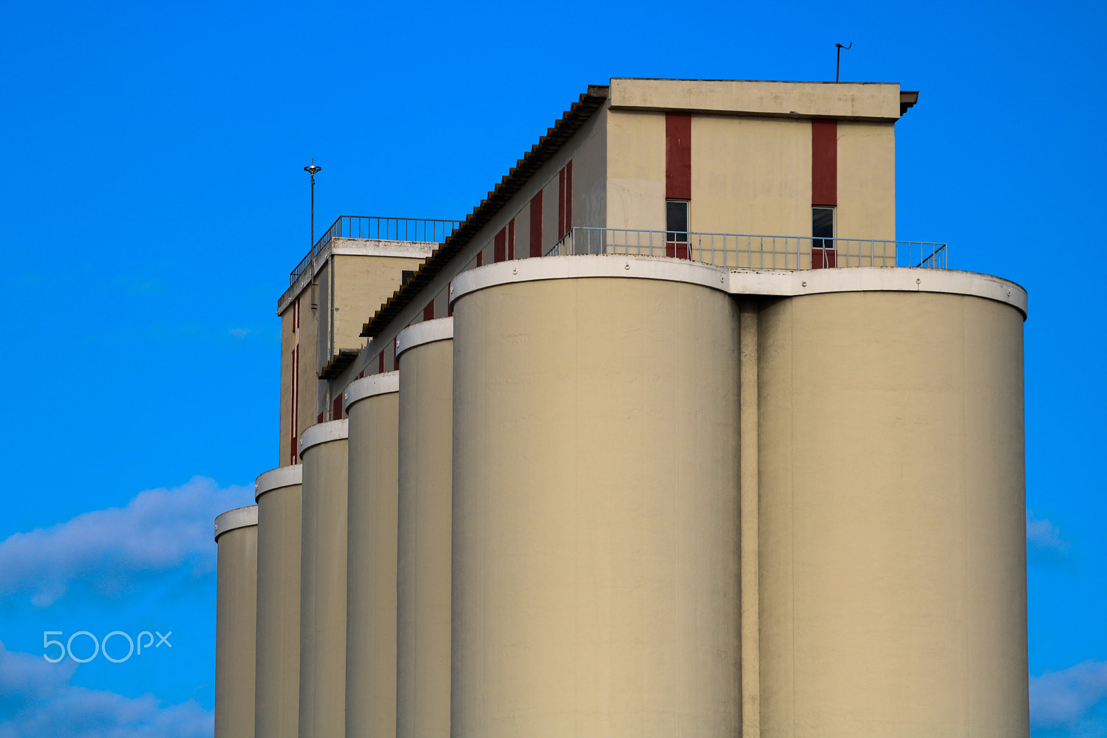 Sigma 70-300mm F4-5.6 APO DG Macro sample photo. Lisbon silos photography