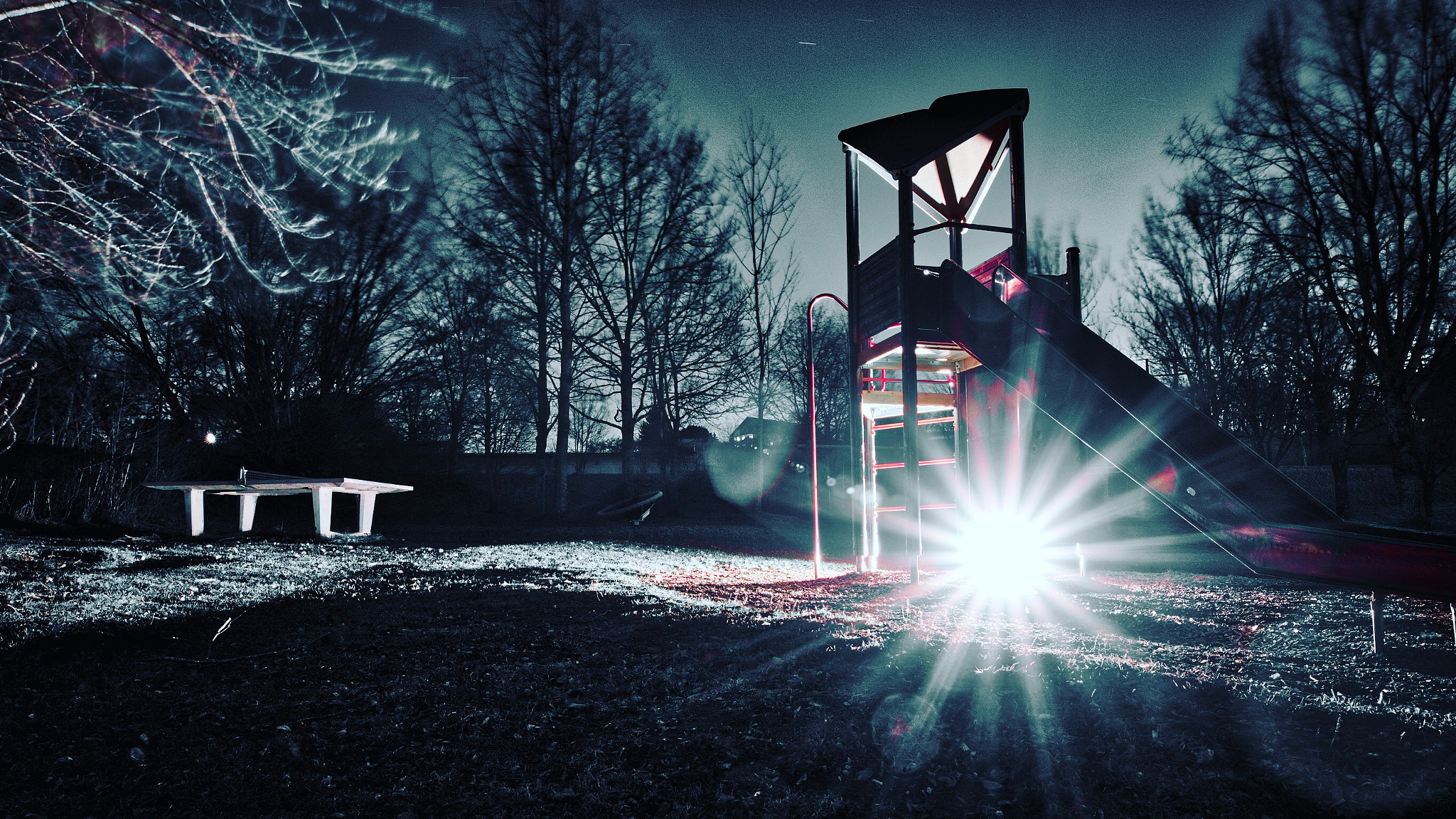 Canon EF 300mm f/2.8L sample photo. Spooky night out in kempten photography