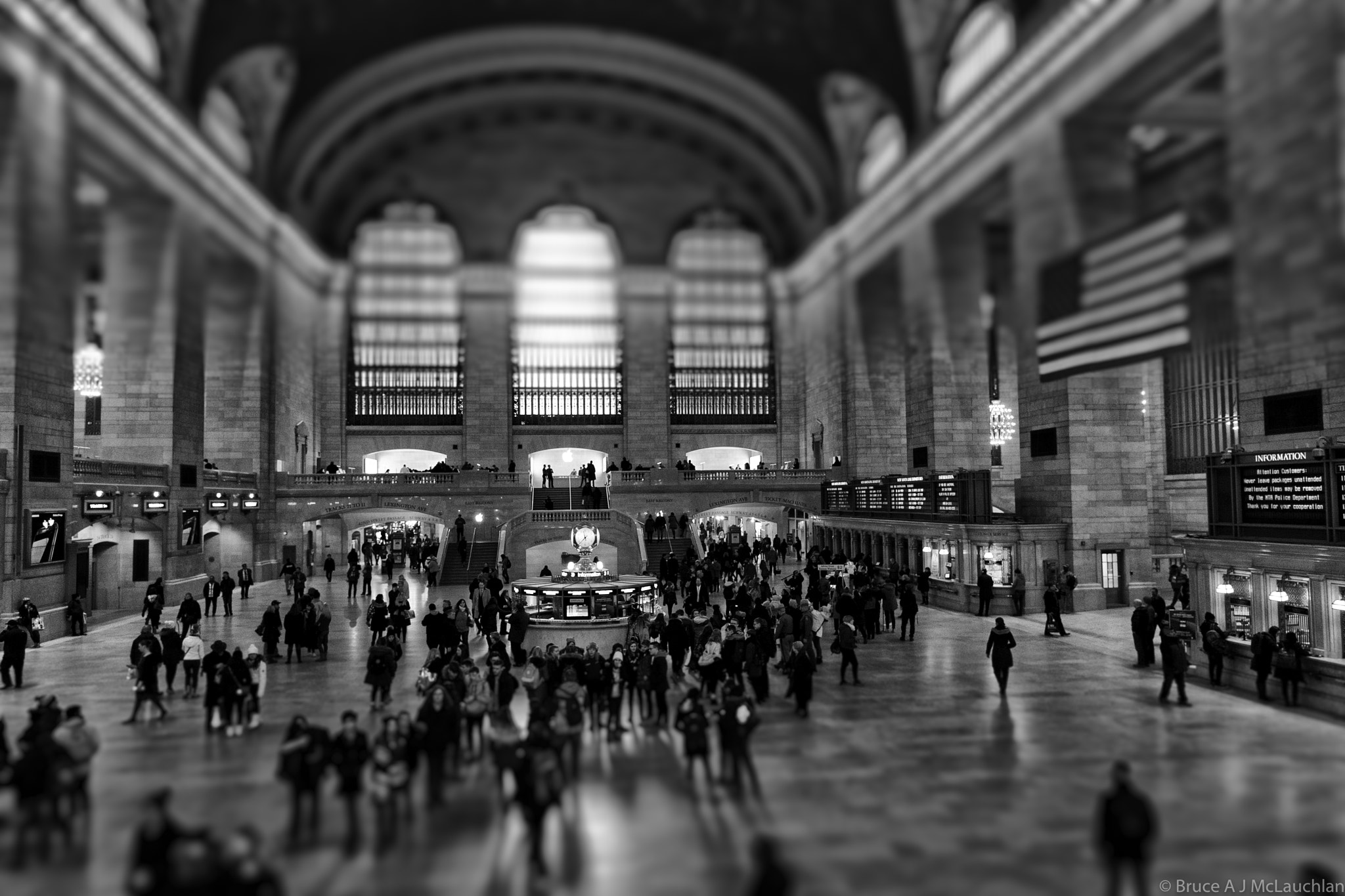 Nikon AF-S Nikkor 24-120mm F4G ED VR sample photo. Nyc photography