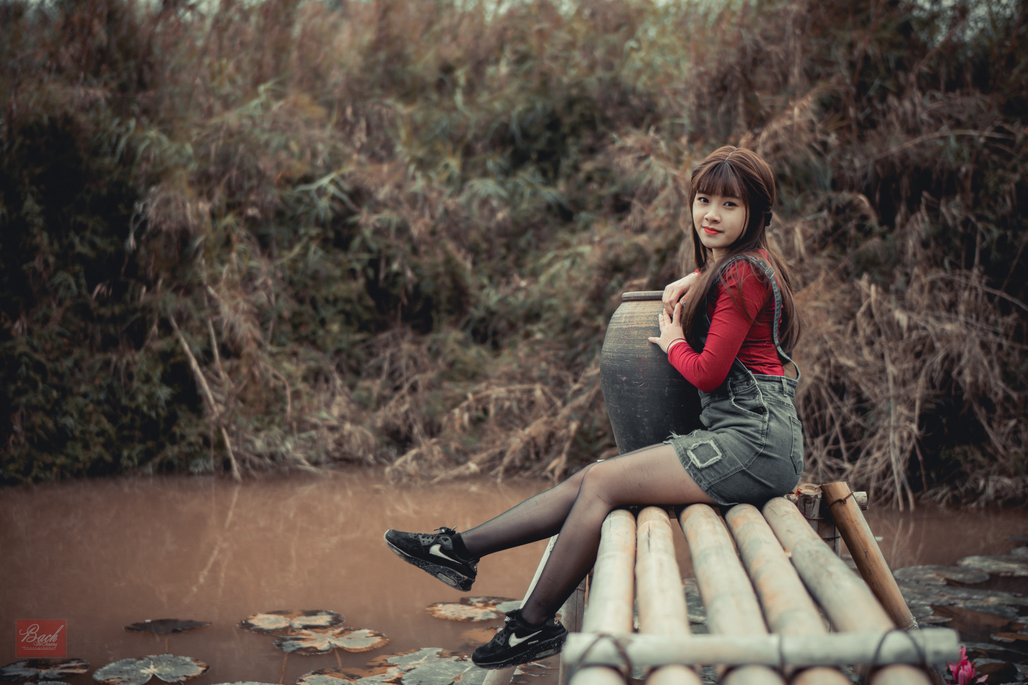 Sony a6500 + Sony Distagon T* FE 35mm F1.4 ZA sample photo. Cute girl photography