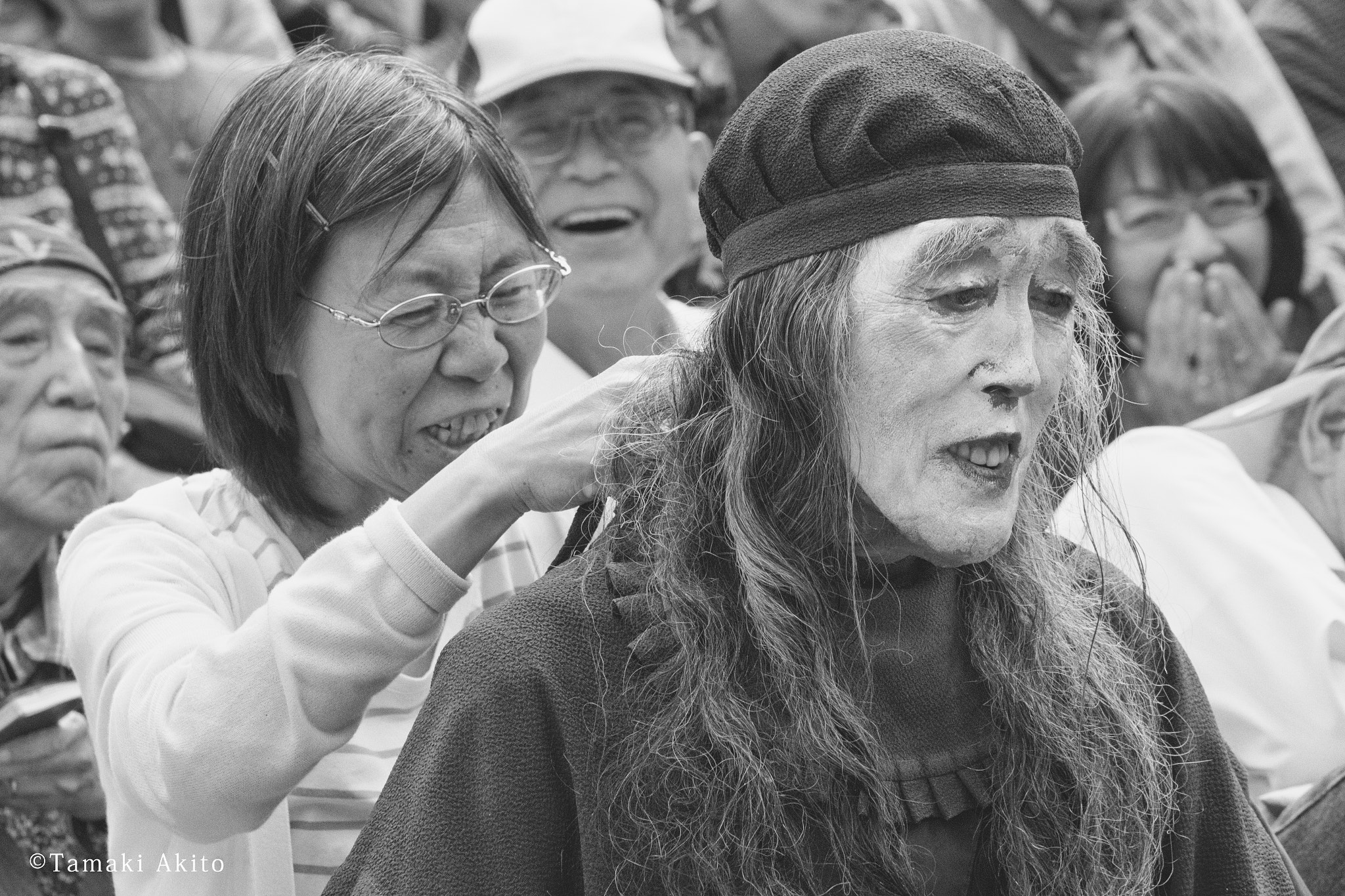 Canon EOS 70D + EF75-300mm f/4-5.6 sample photo. Street performers - gilyak amagasaki photography