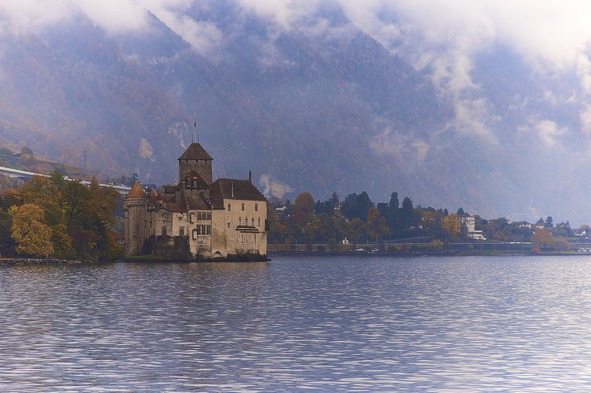 Sony SLT-A55 (SLT-A55V) sample photo. Chillon castle photography