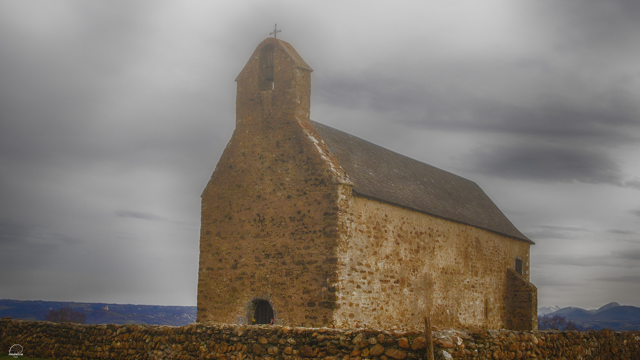 Canon EF-S 24mm F2.8 STM sample photo. Eglise ii photography