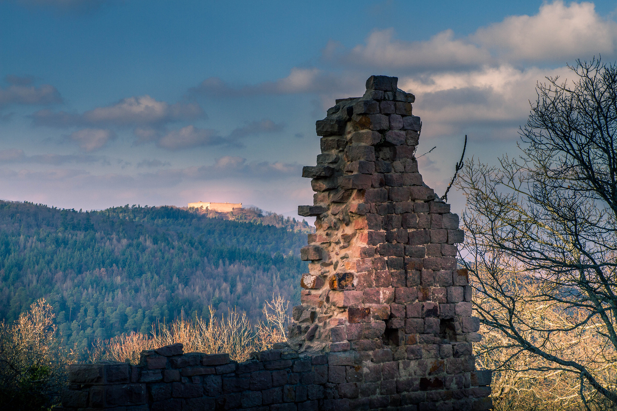 Canon EOS 7D + Sigma 24-70mm F2.8 EX DG Macro sample photo. Hohlandsbourg depuis les 3 chateaux photography