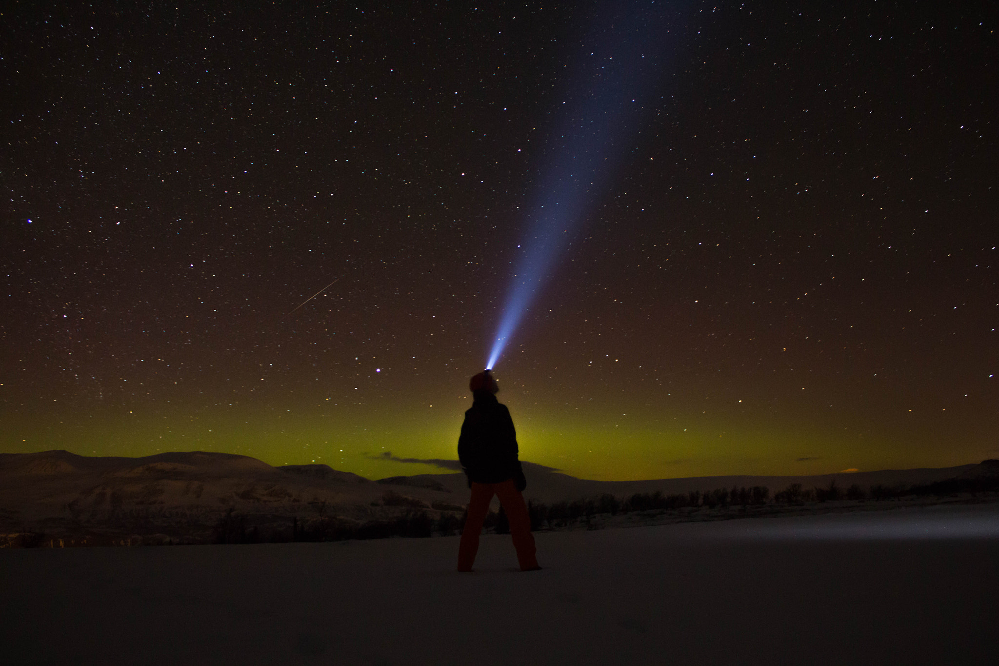 Canon EF-S 18-55mm F3.5-5.6 IS sample photo. Aurora borealis and me photography