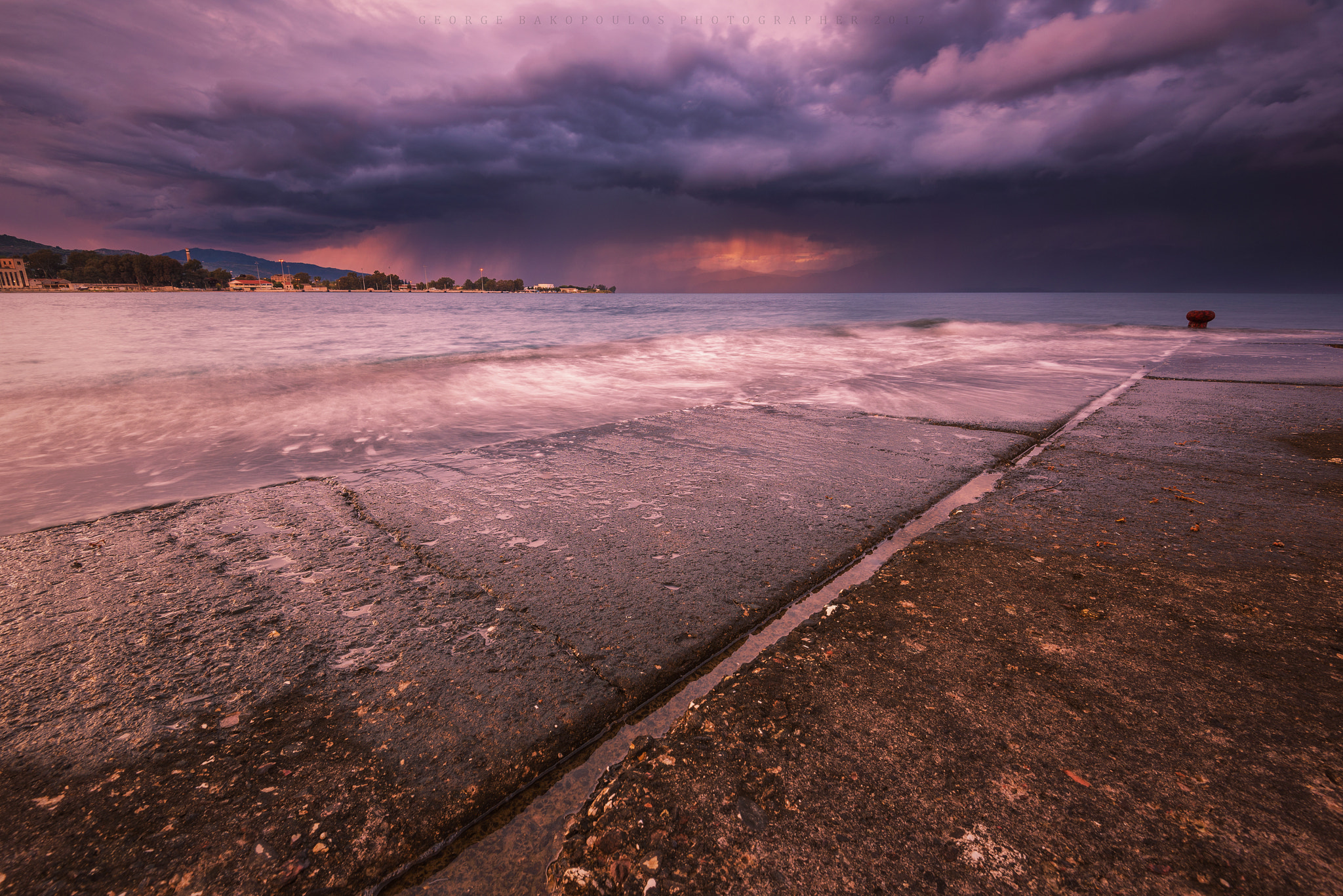 Nikon AF-S Nikkor 16-35mm F4G ED VR sample photo. Downpour photography