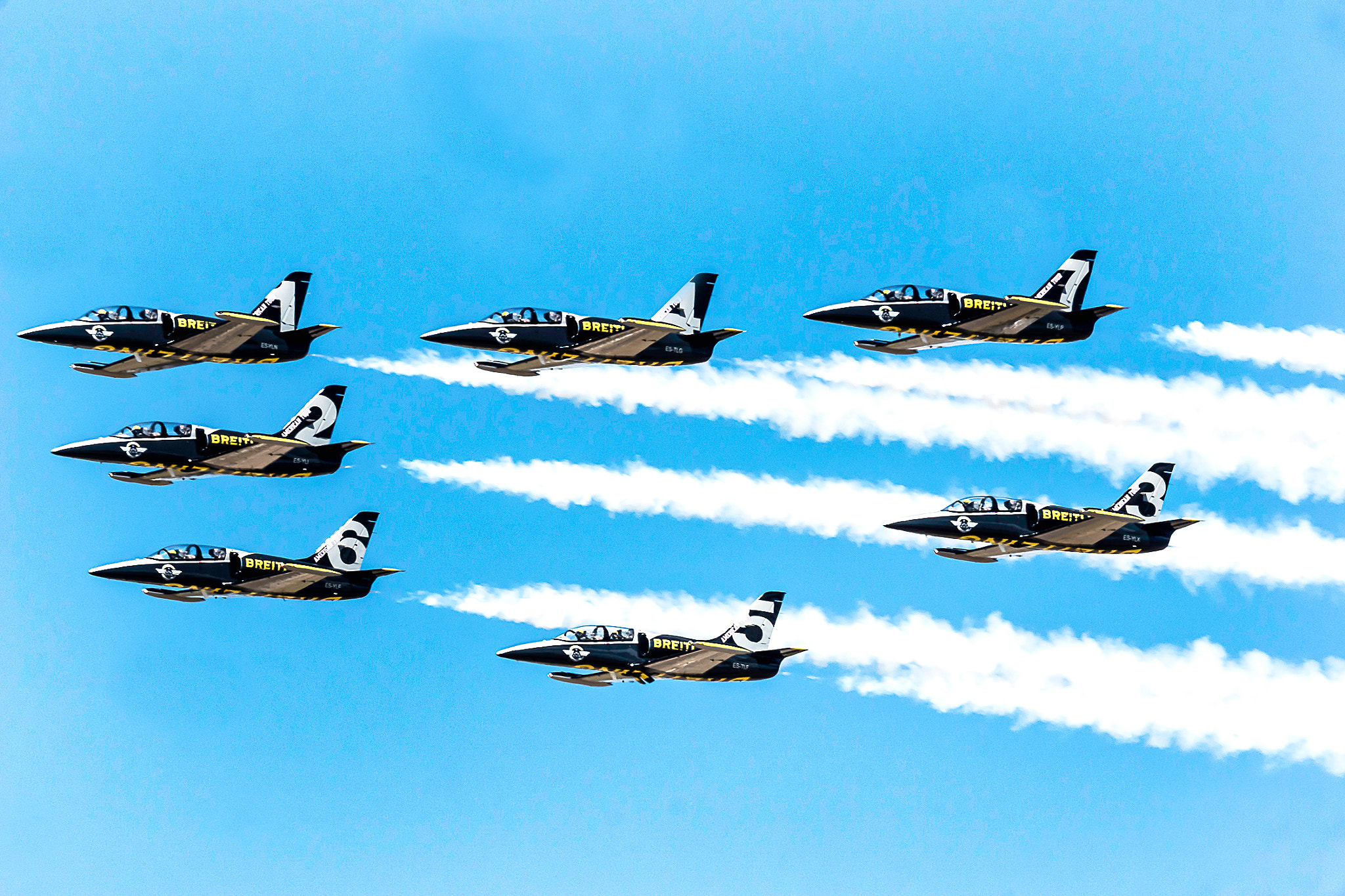 Sony 70-400mm F4-5.6 G SSM II sample photo. Breitling air-force photography