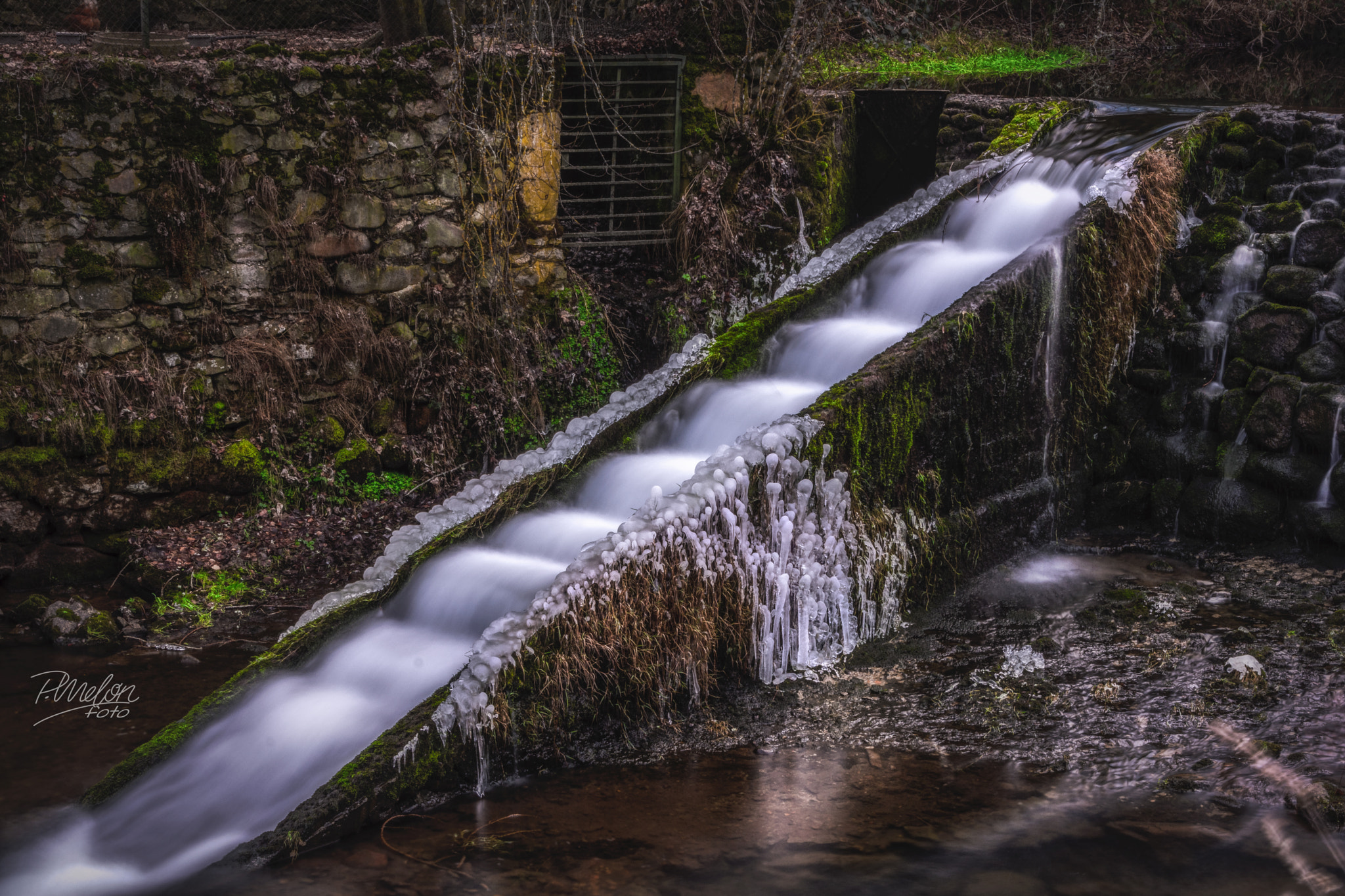 Sony SLT-A68 + Tamron 16-300mm F3.5-6.3 Di II VC PZD Macro sample photo. Cascada camino de lois photography