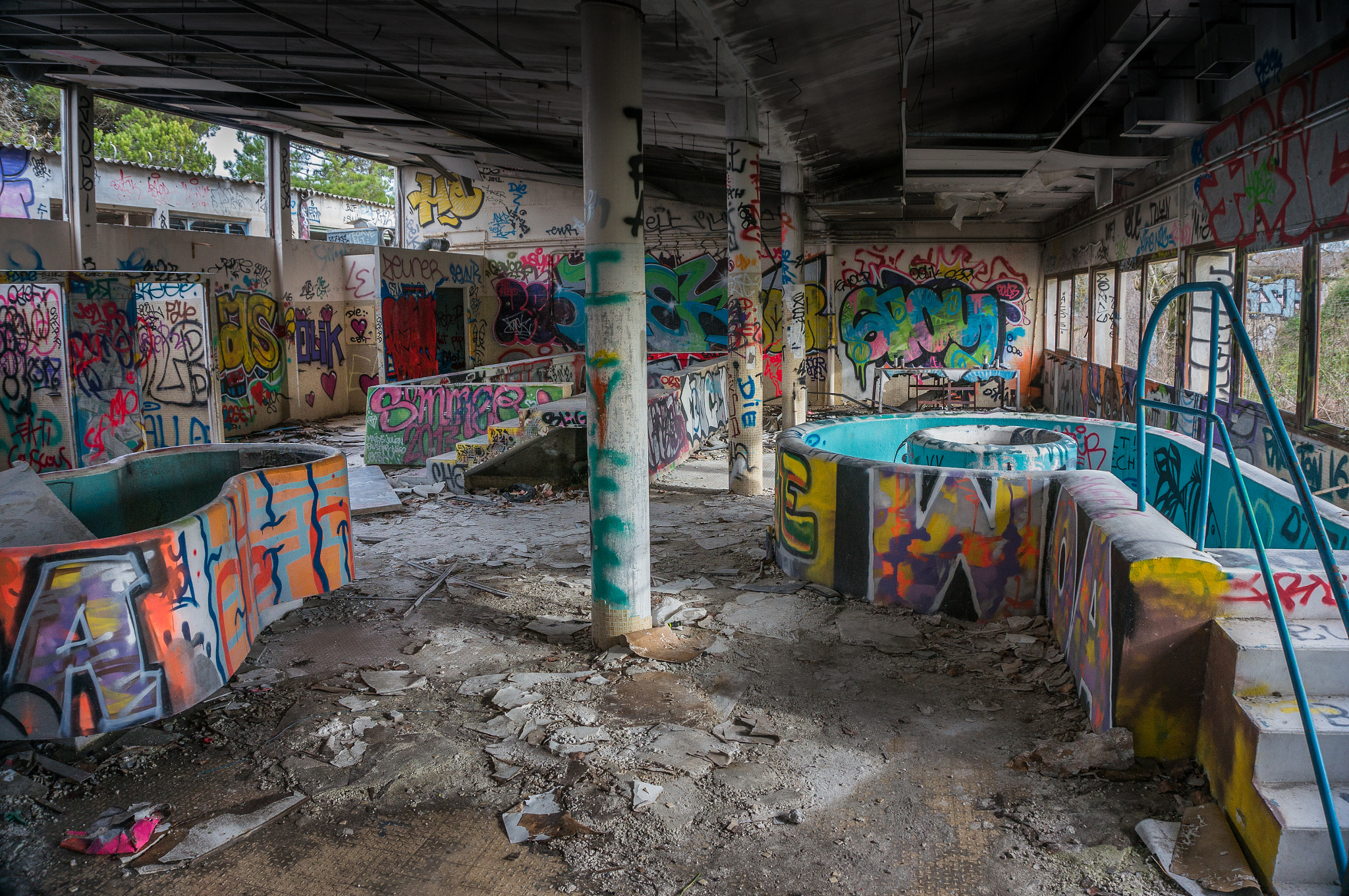 Sony Alpha NEX-5R sample photo. Street art photography