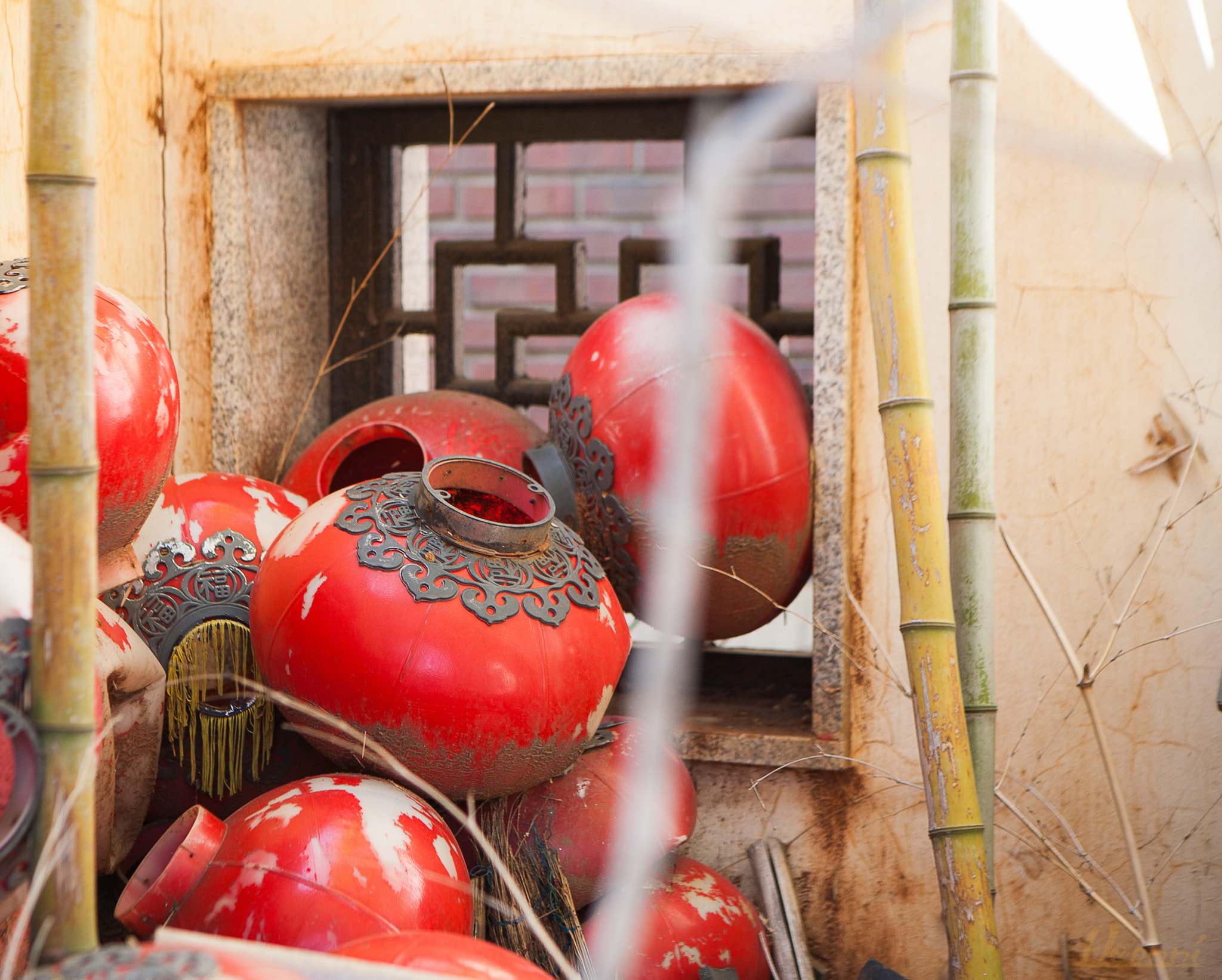 Canon EOS 5D + Canon EF 24-70mm F2.8L USM sample photo. Lantern photography