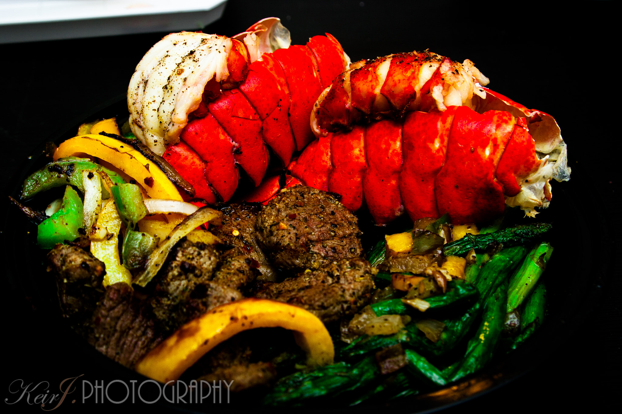 Canon EOS 400D (EOS Digital Rebel XTi / EOS Kiss Digital X) sample photo. Surf and turf photography