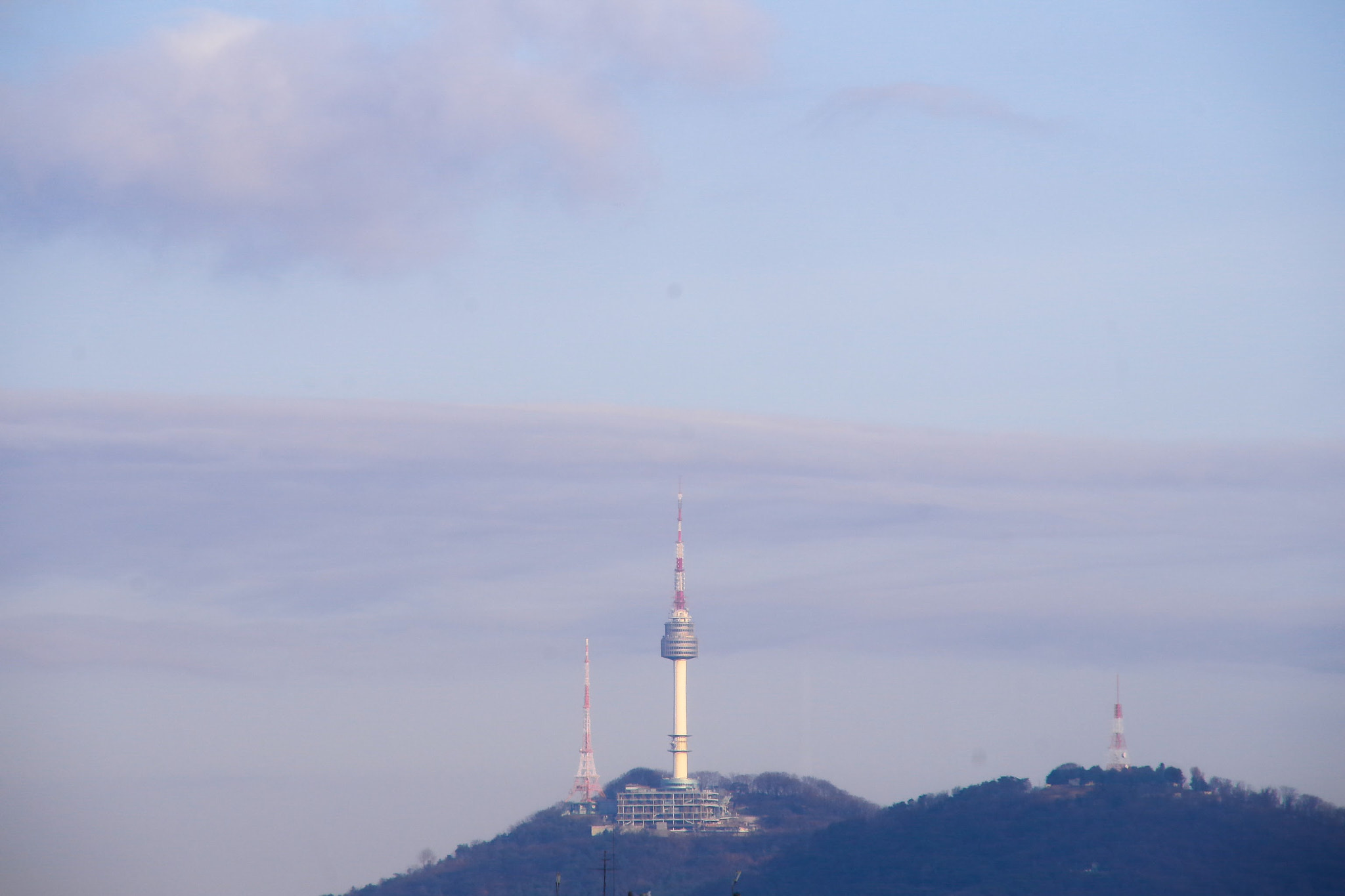 Pentax K-S2 + Sigma sample photo. The namsan tower. photography