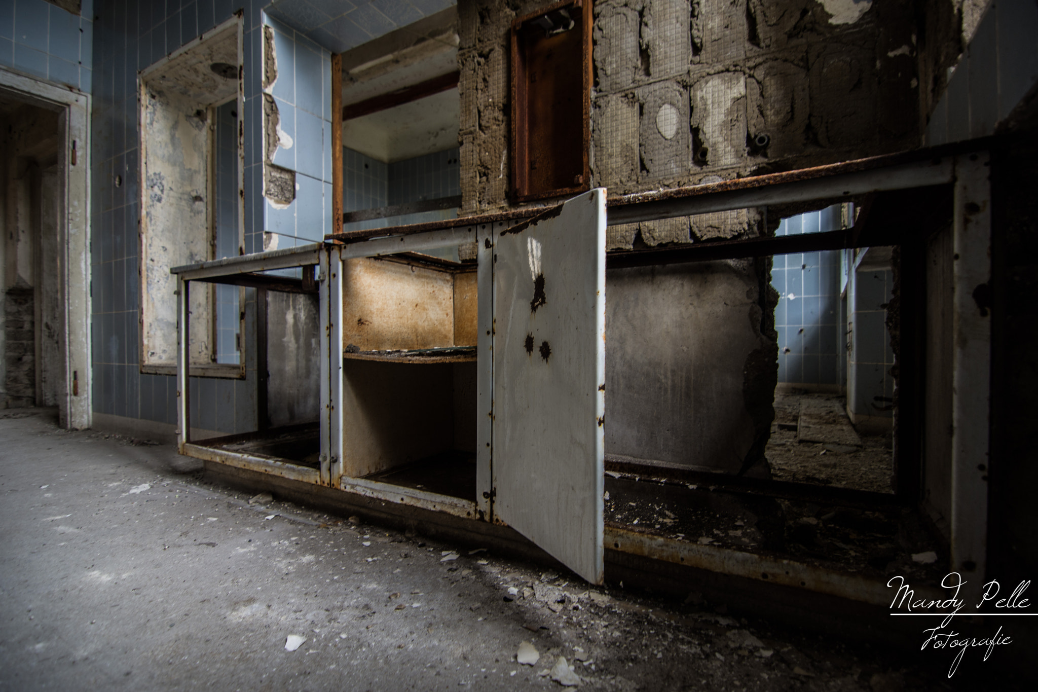 Tokina AT-X Pro 11-16mm F2.8 DX sample photo. Labour ward photography