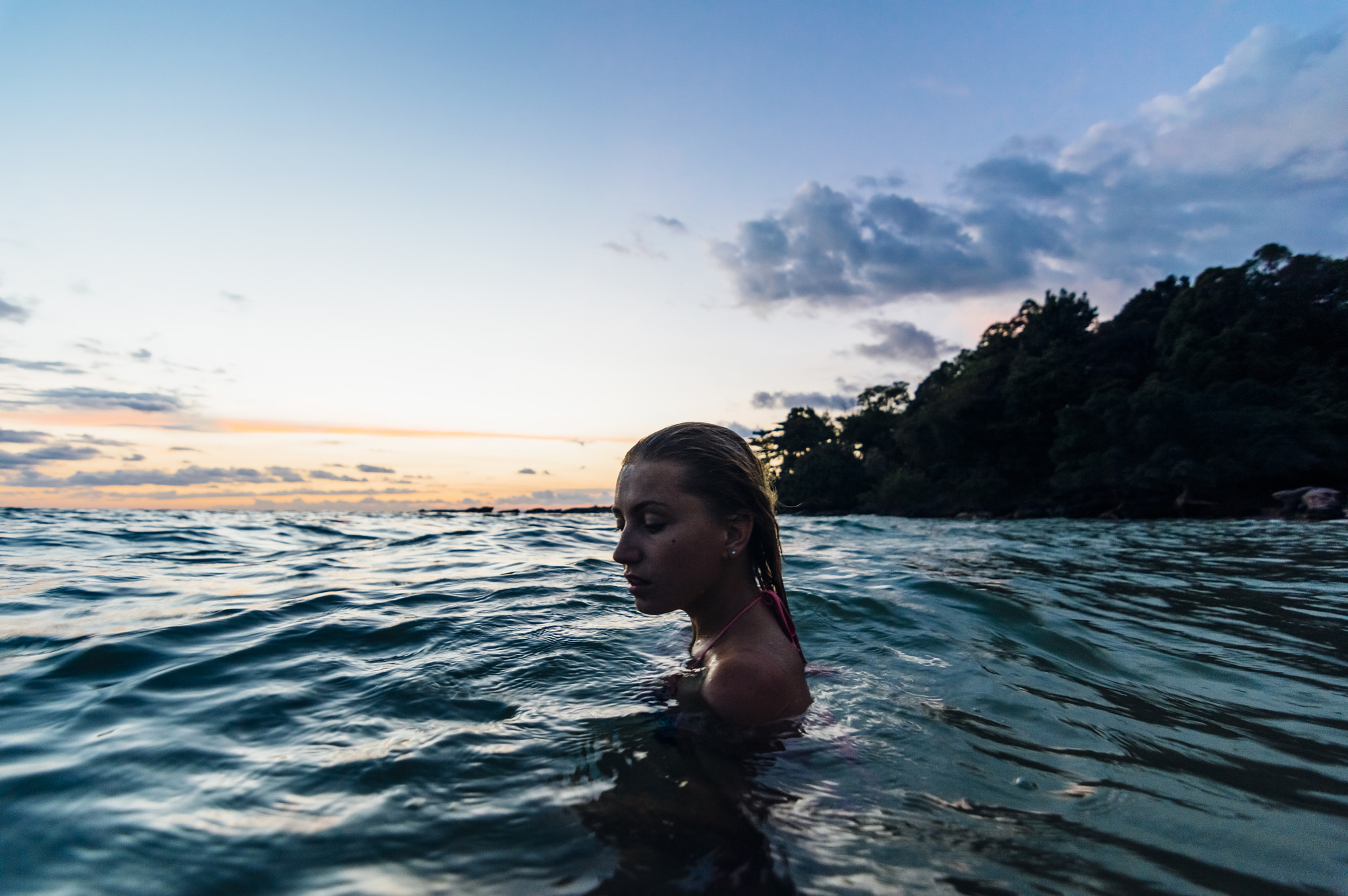 Nikon D3200 sample photo. Girl in the water photography