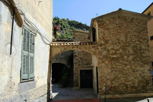 Nikon D70 sample photo. Dolceacqua (im) - rione borgo photography
