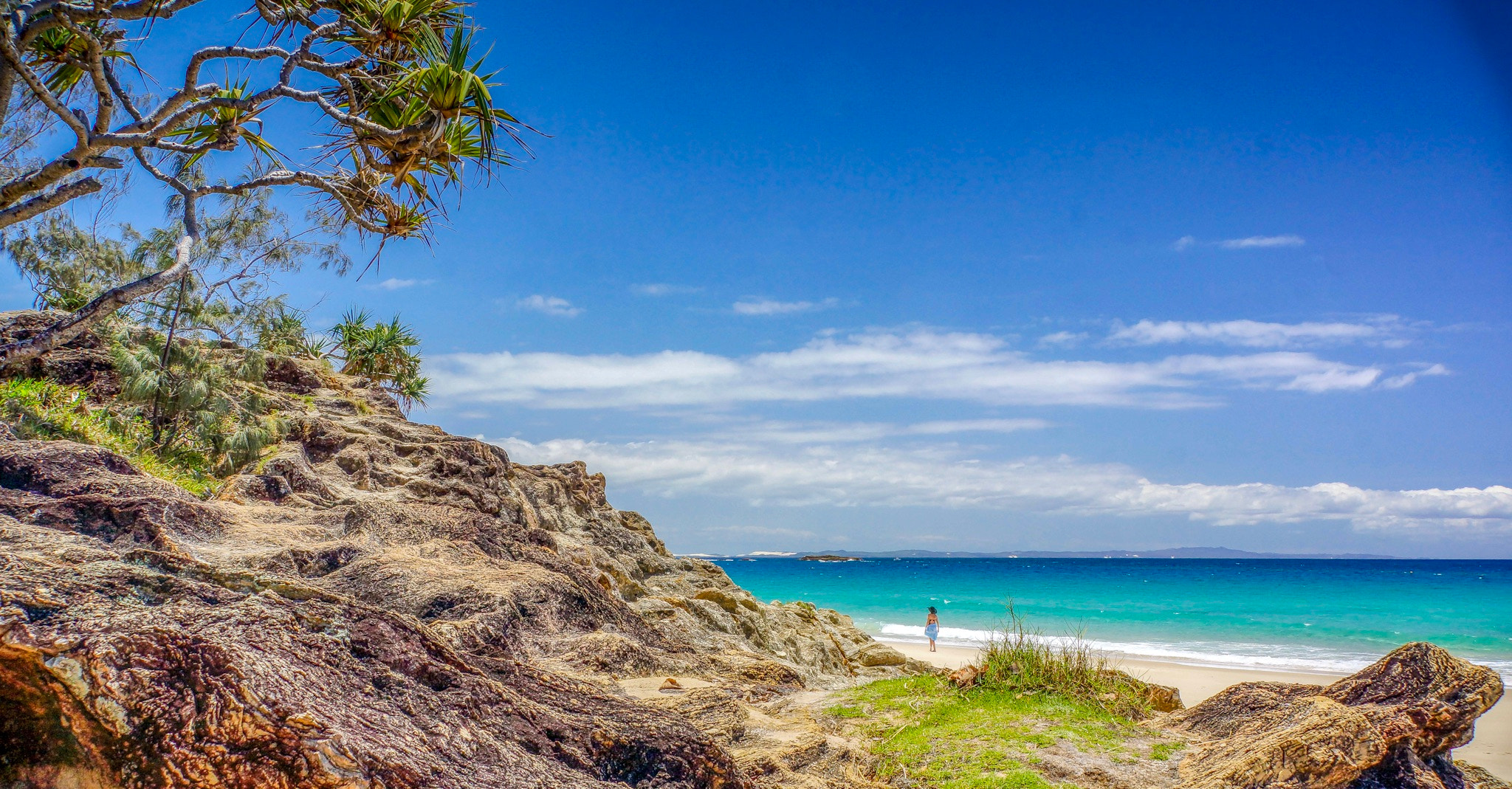 Sony Alpha NEX-7 sample photo. Lady on the beach photography