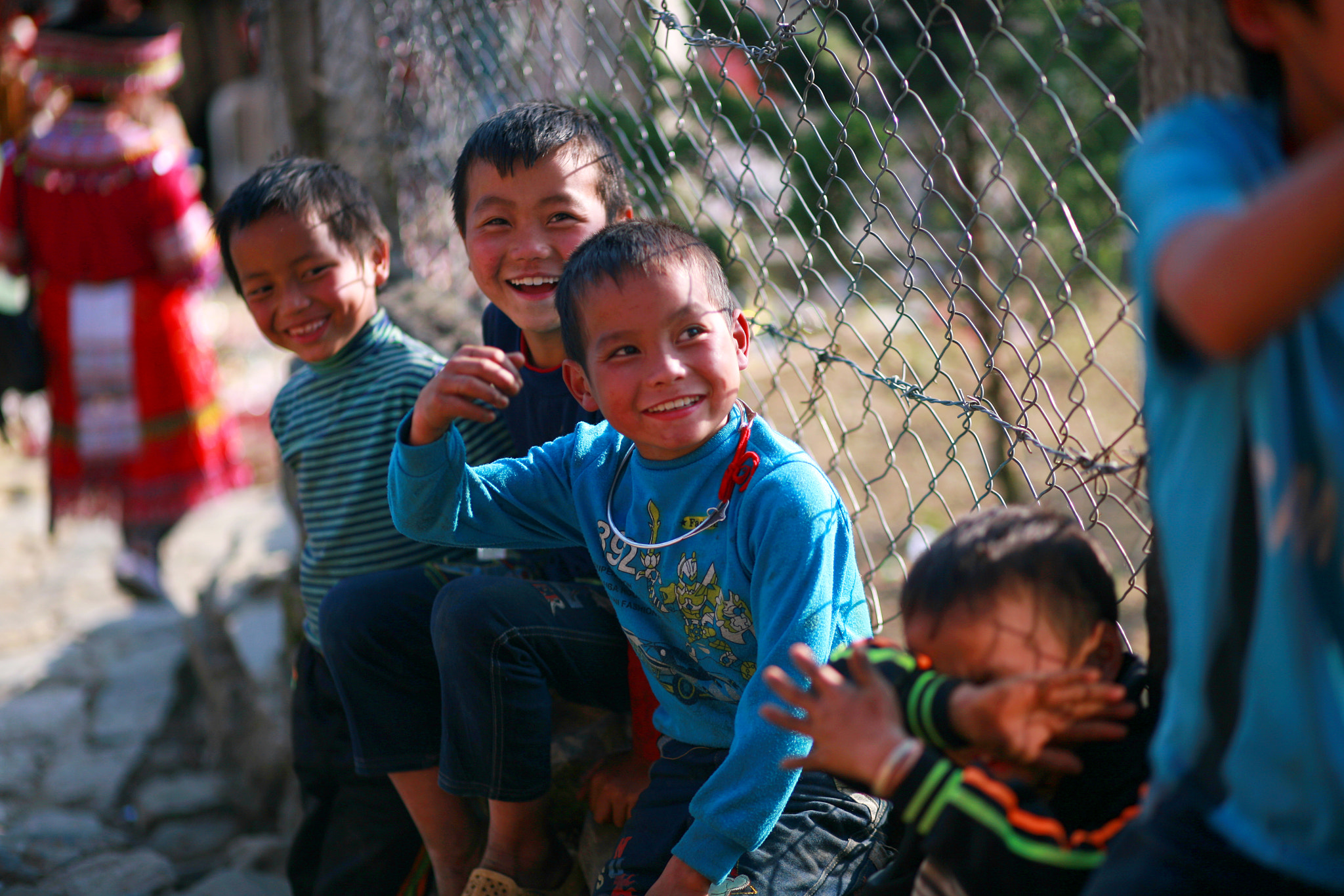 Canon EOS 5D + Canon EF 85mm F1.8 USM sample photo. Little boys in sapa photography