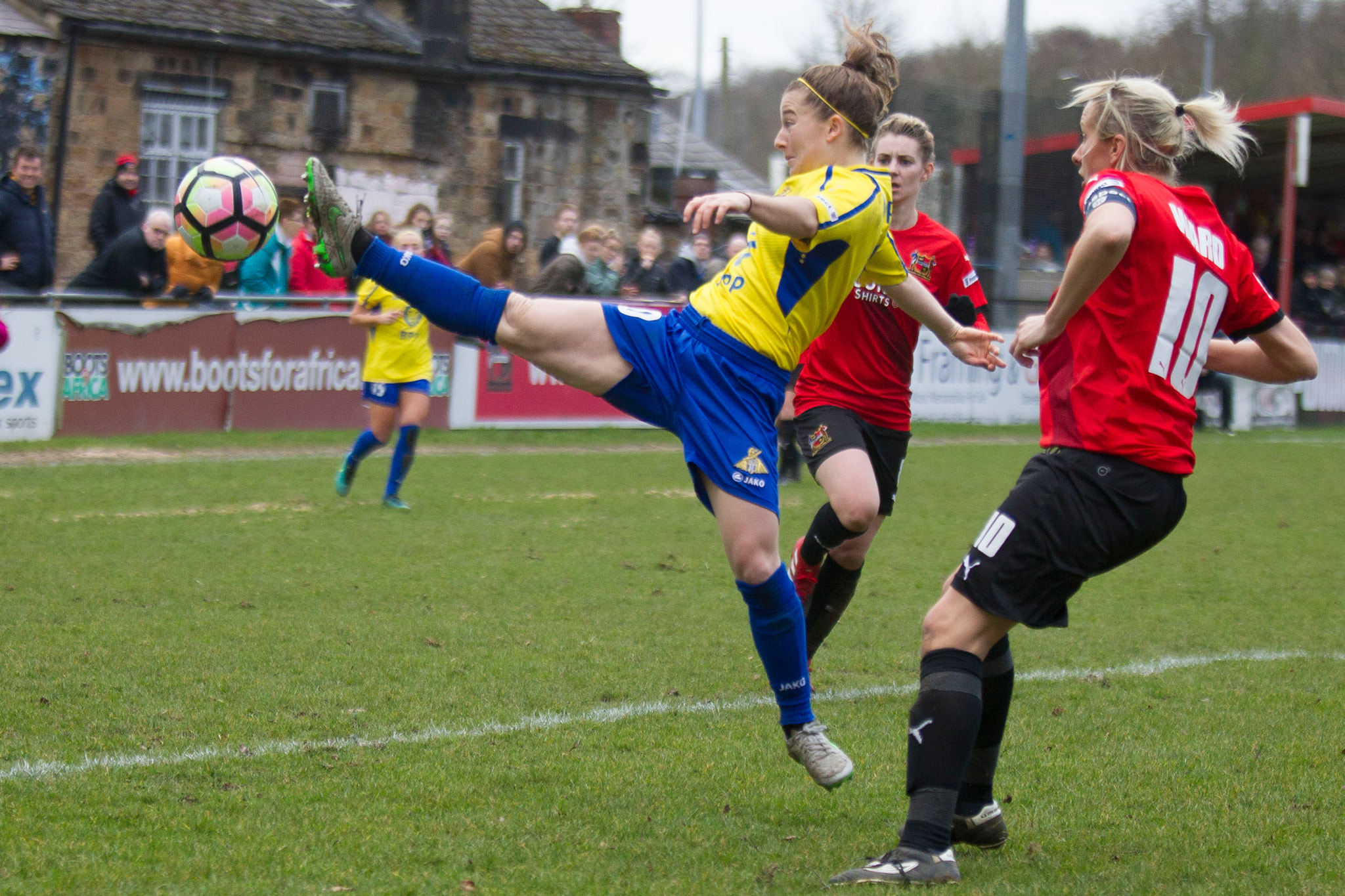 Canon EOS-1D Mark IV + Canon EF 70-200mm F2.8L IS USM sample photo. Sheffield fc ladies vs doncaster rovers belles, sse women's fa cup, football, the coach and... photography