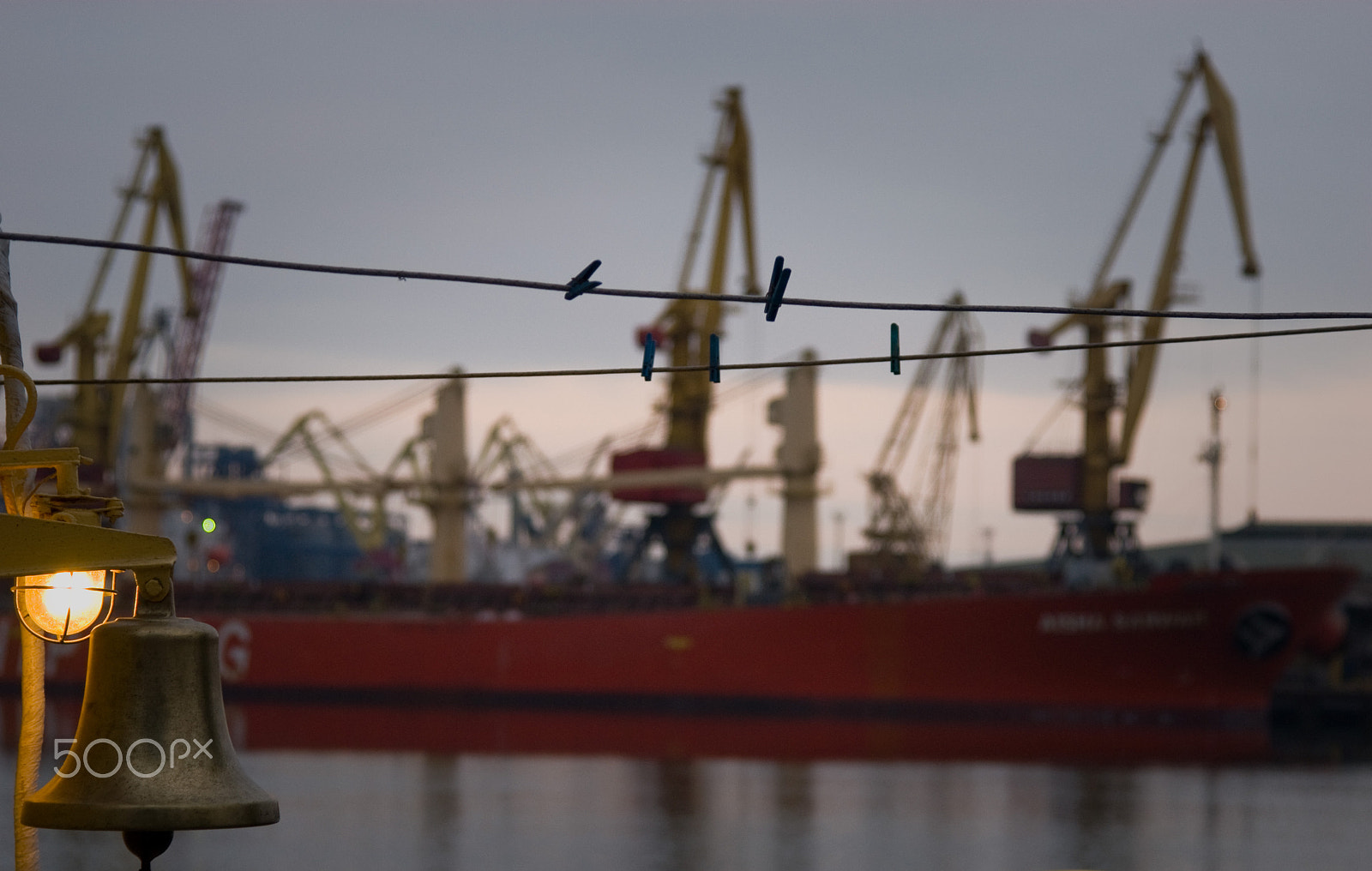 Nikon AF-S Nikkor 24-120mm F4G ED VR sample photo. A story on living on ship's board photography