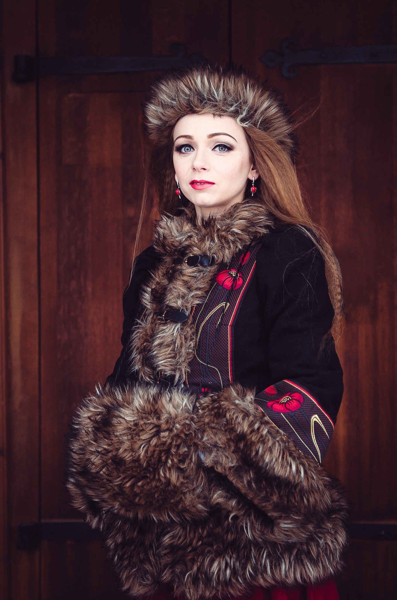 Nikon AF-S Nikkor 24-70mm F2.8E ED VR sample photo. Anya - russian style portrait photography