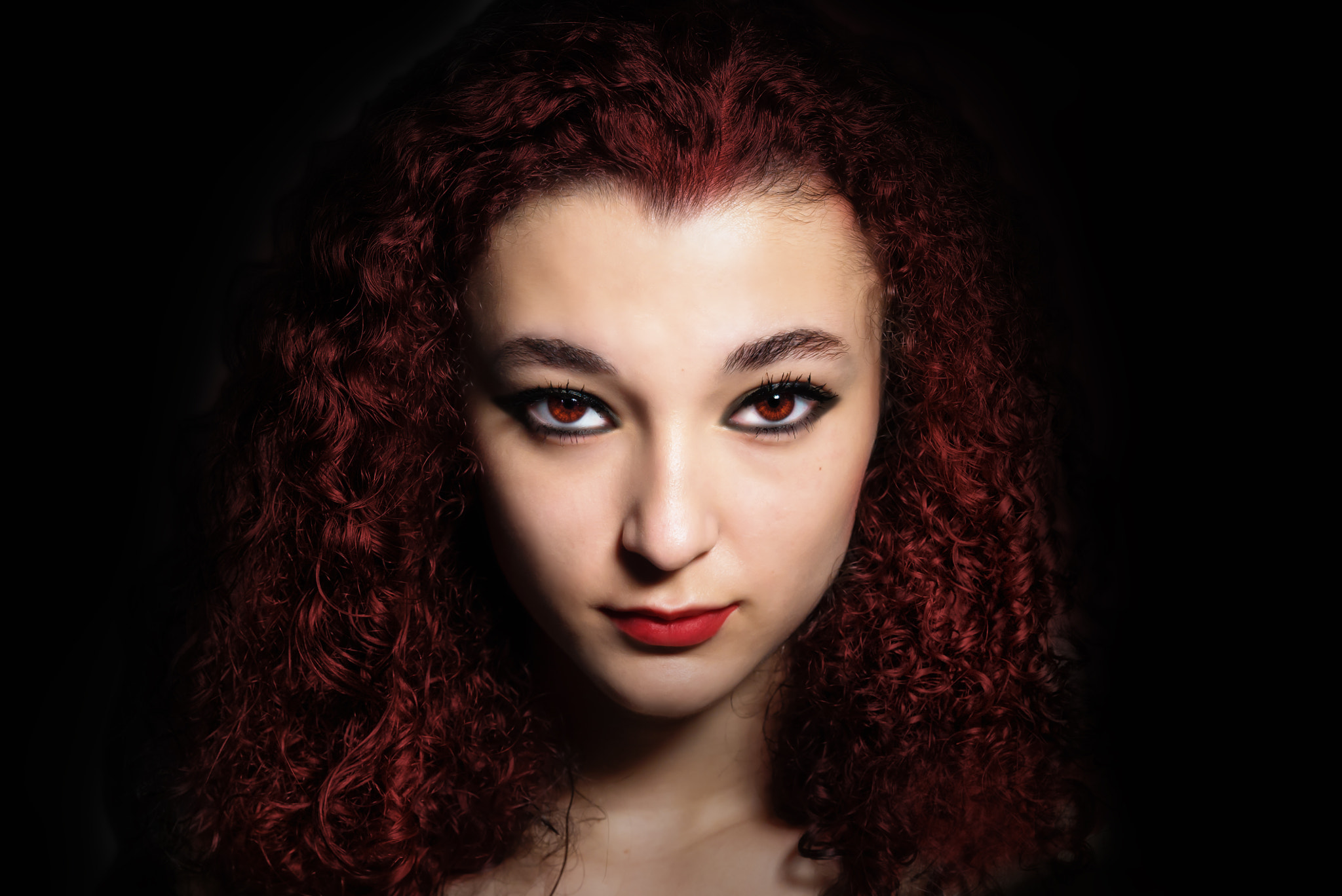 Sony FE 85mm F1.4 GM sample photo. Evil girl photography