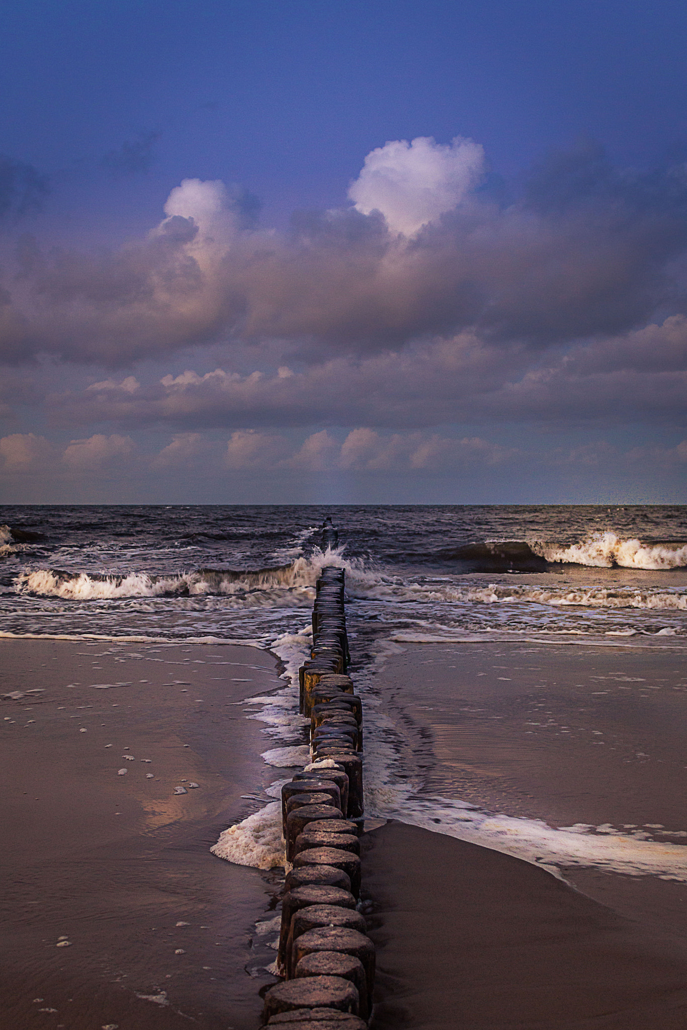 Canon EF-S 18-55mm F3.5-5.6 III sample photo. Ostsee buhne auf usedom photography