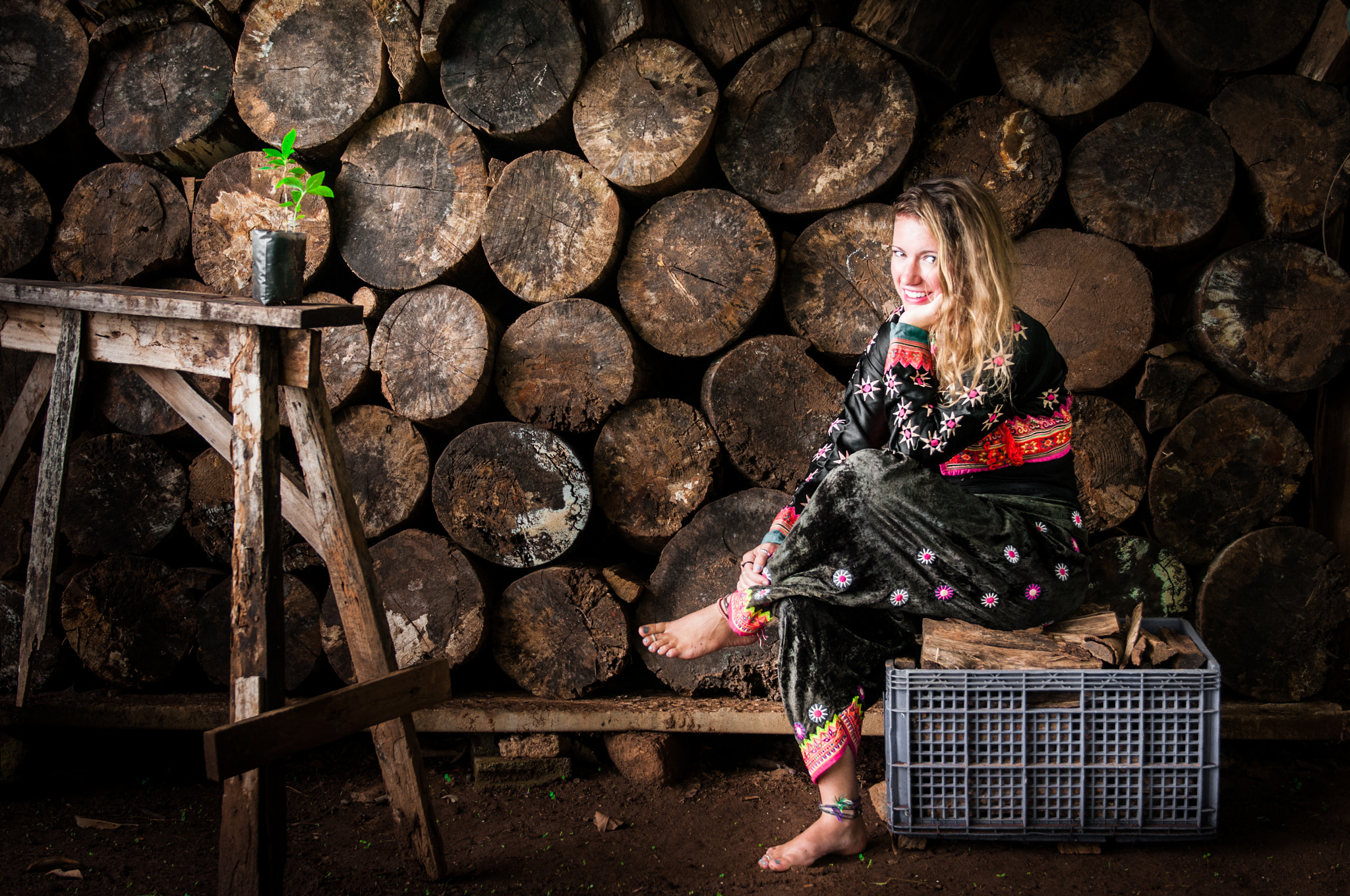 Nikon AF-S Nikkor 24-70mm F2.8G ED sample photo. Portrait beautiful woman in chiangmai.thailand photography
