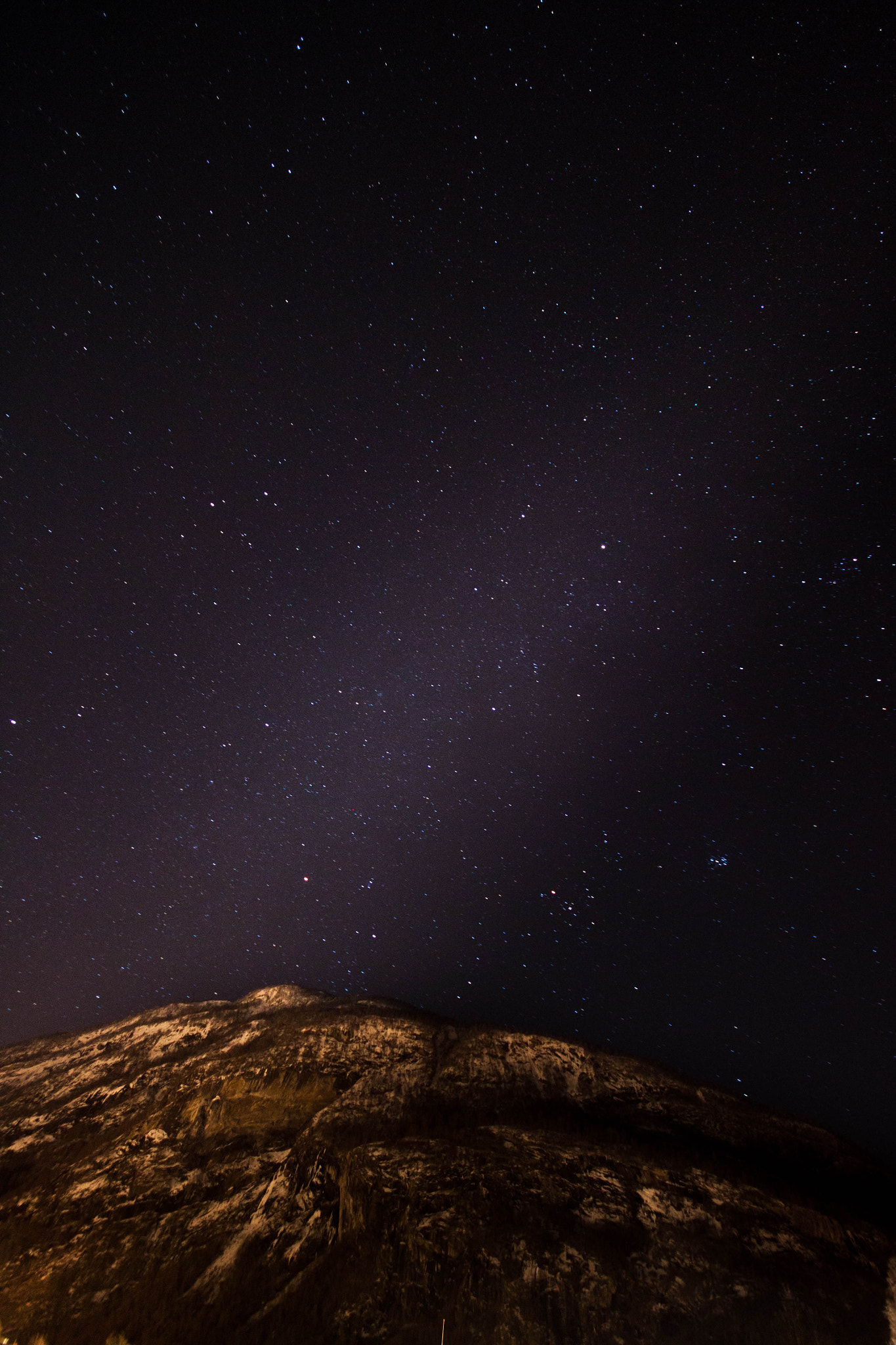 Canon EOS 500D (EOS Rebel T1i / EOS Kiss X3) + Sigma 10-20mm F4-5.6 EX DC HSM sample photo. Milkyway  photography