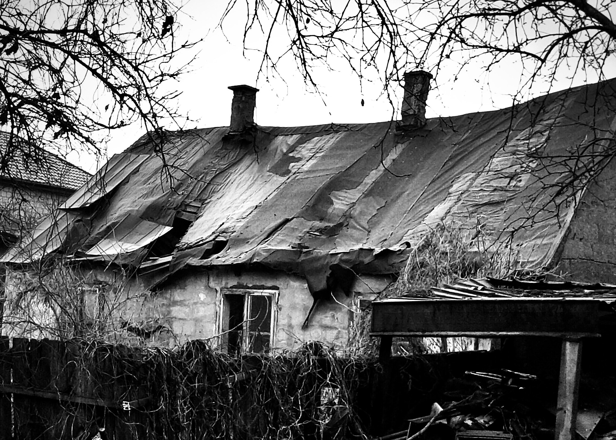 LG LEON sample photo. Very old home... photography