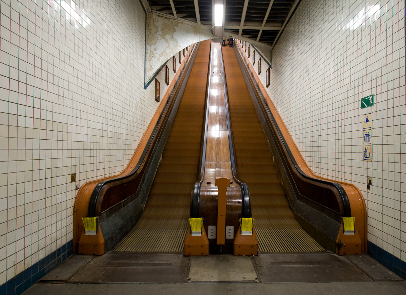 Canon EF 17-35mm f/2.8L sample photo. St annatunnel photography