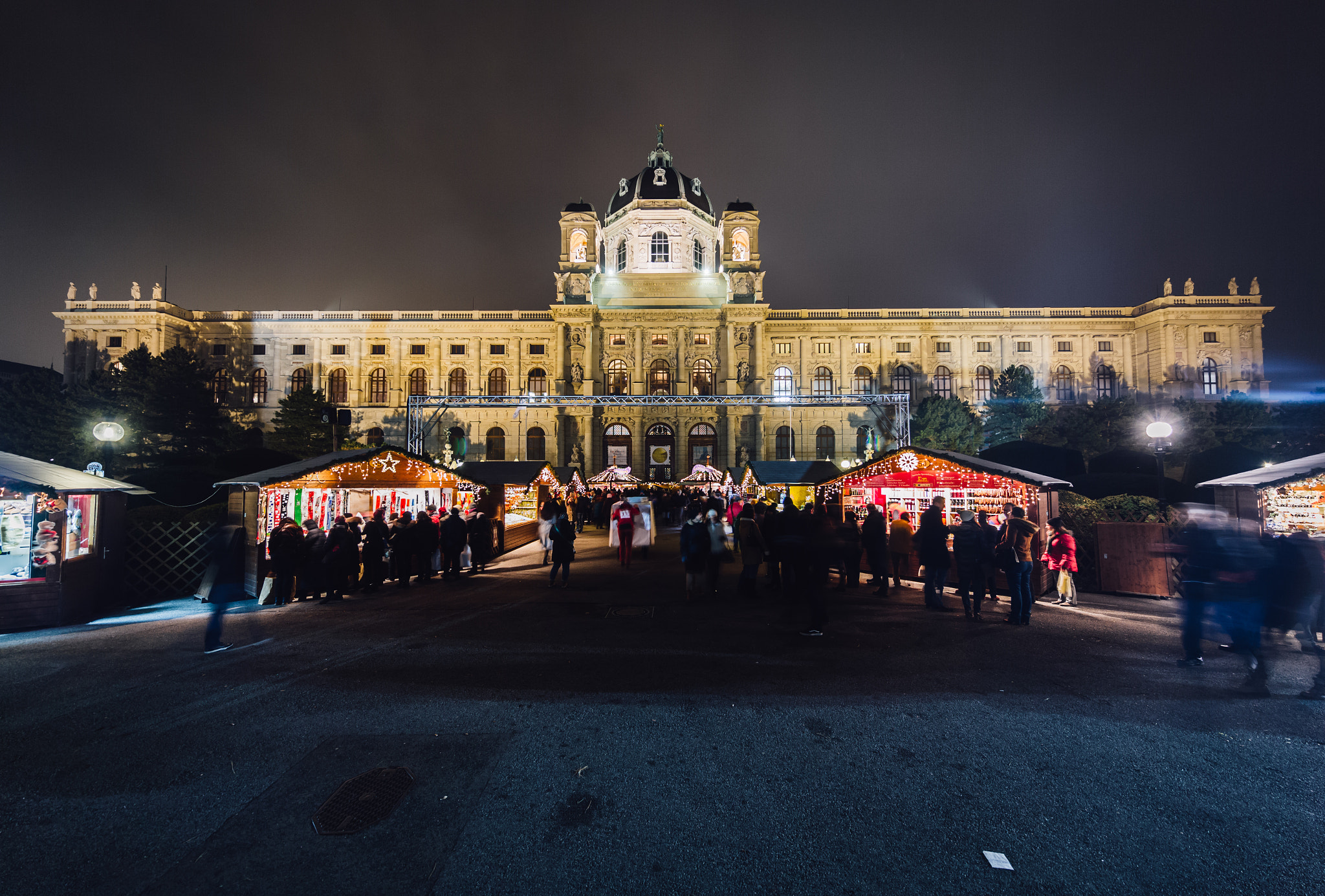 Canon EOS 6D + Canon EF 11-24mm F4L USM sample photo. Museum vienna photography